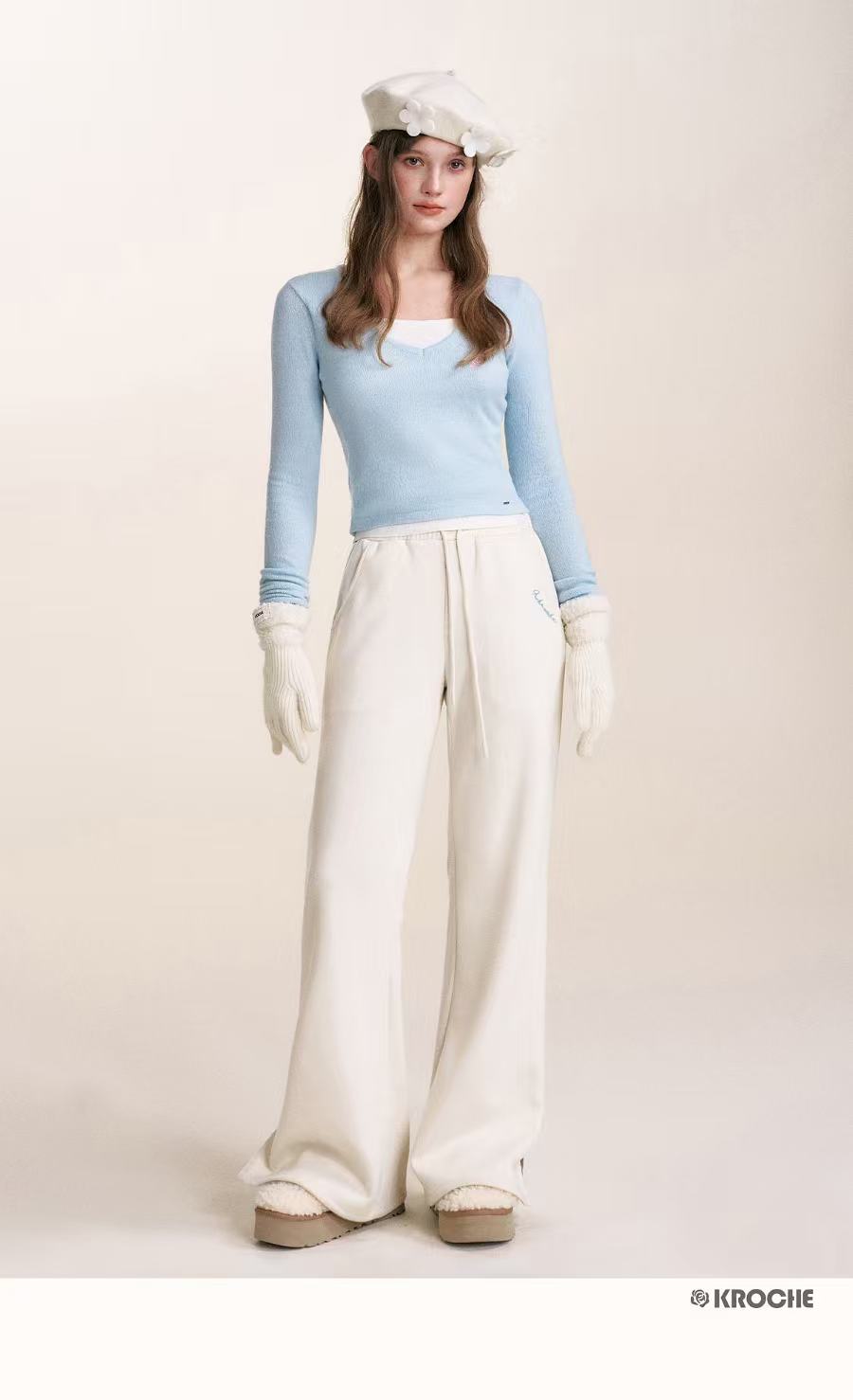Kroche Rose embroidered knitted top (2color)