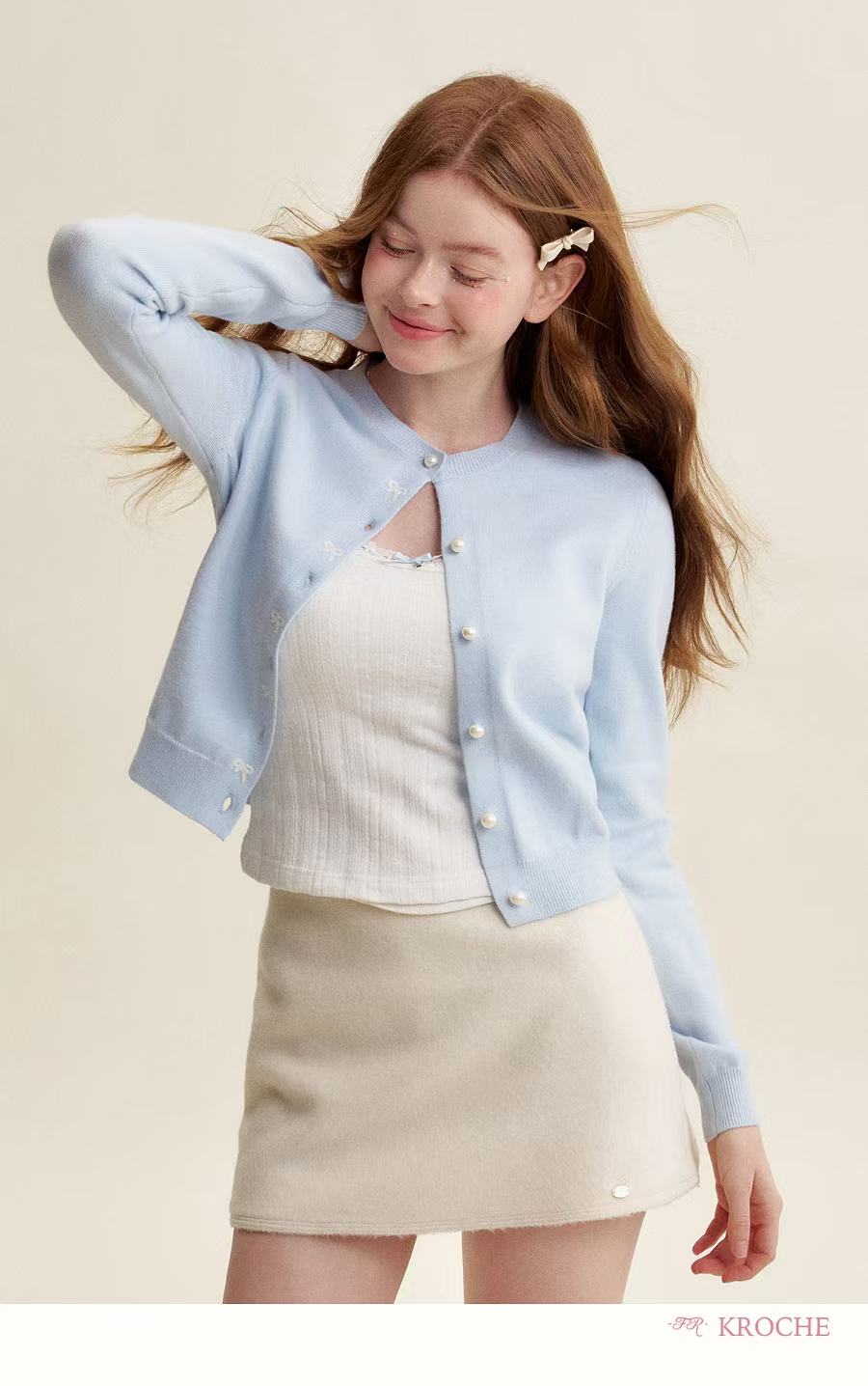 Kroche Embroidered pearl round neck cardigan (2color)
