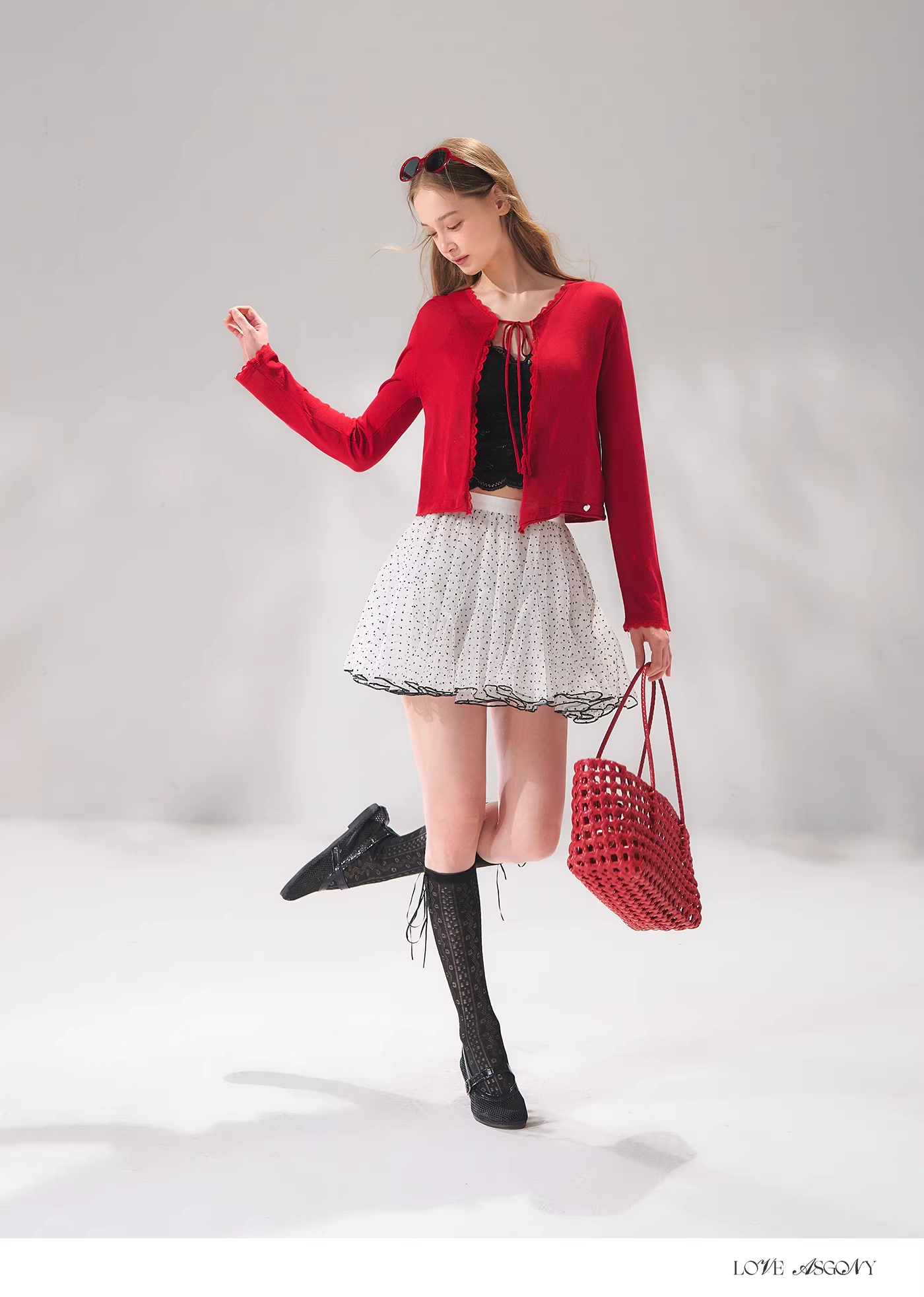AsGony ASG26054 Polka dot fluffy mesh short skirt