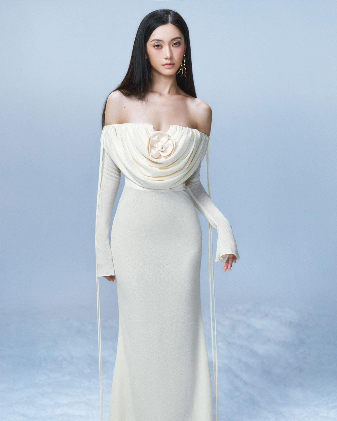 OIA Pamela Dress-white