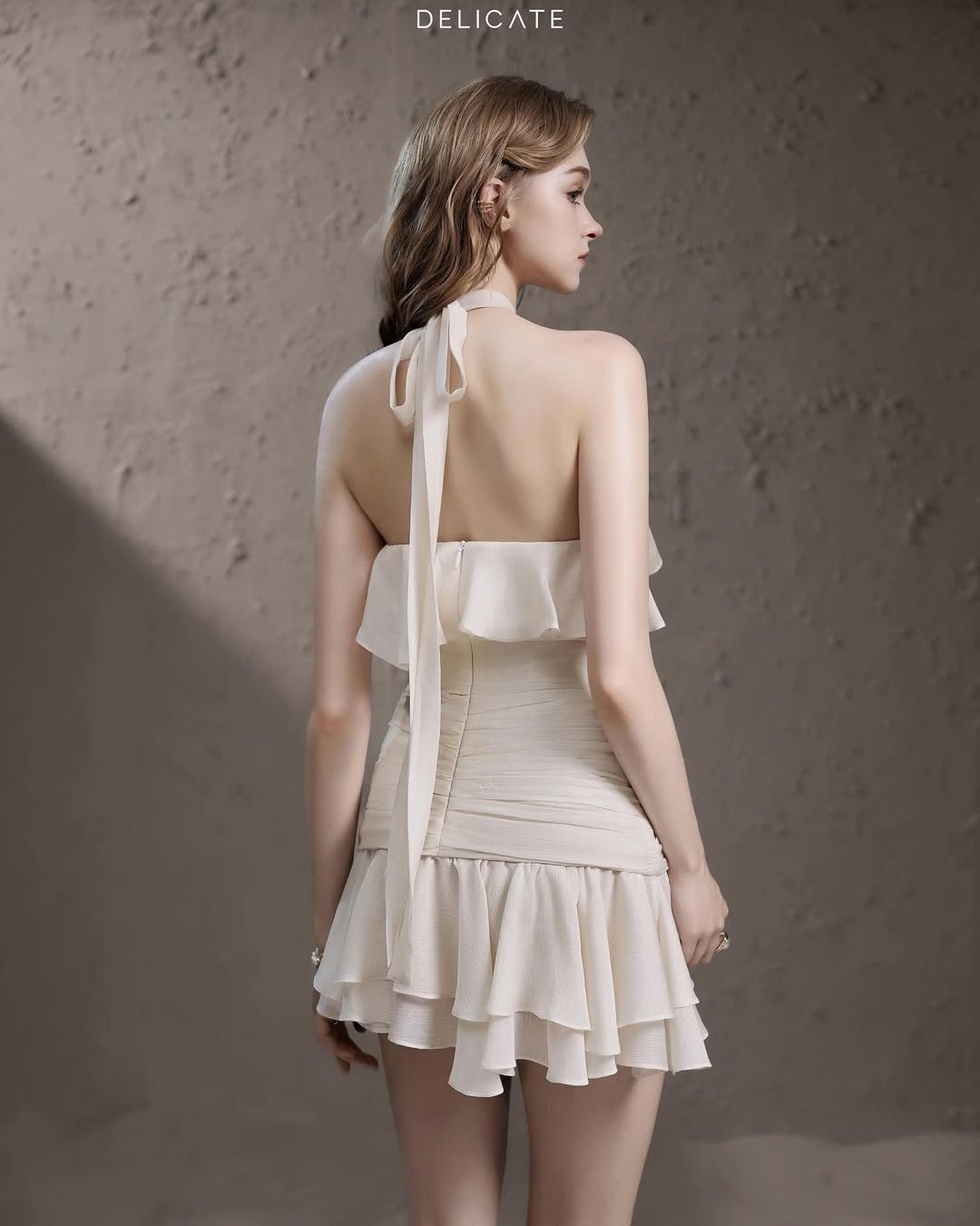Delicate Rose halter-neck dress