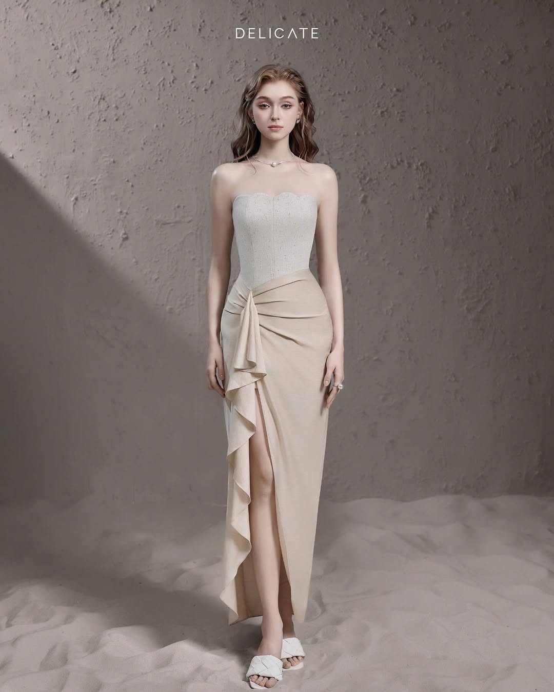 Delicate Slit strapless dress