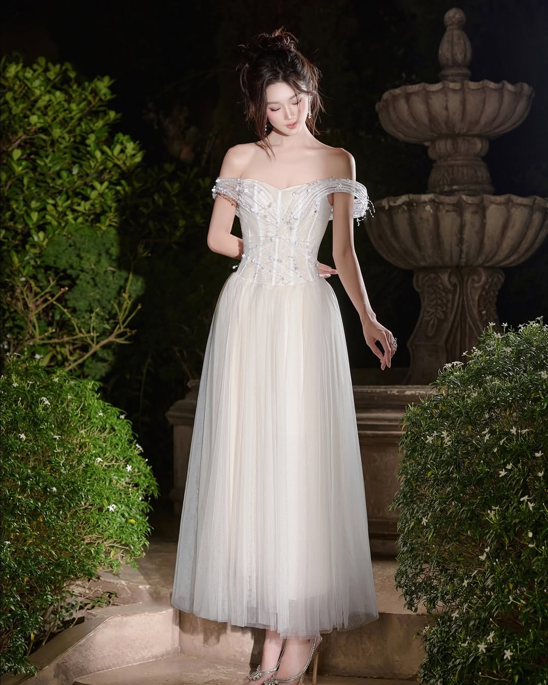 Lovelyn Off-Shoulder corset tulle dress