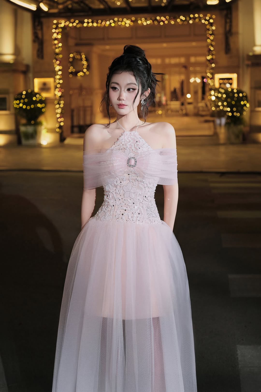 Lovelyn Pink tulle off-shoulder dress