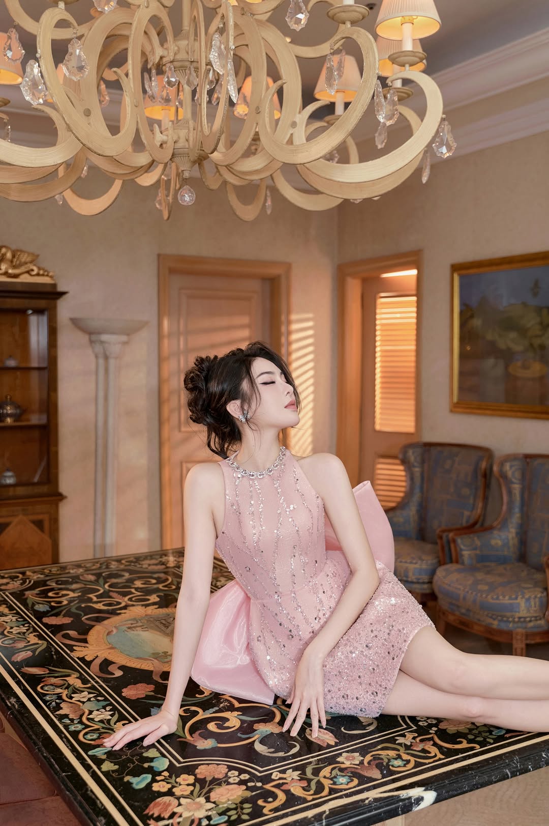 Lovelyn Pink fringe shining bow dress
