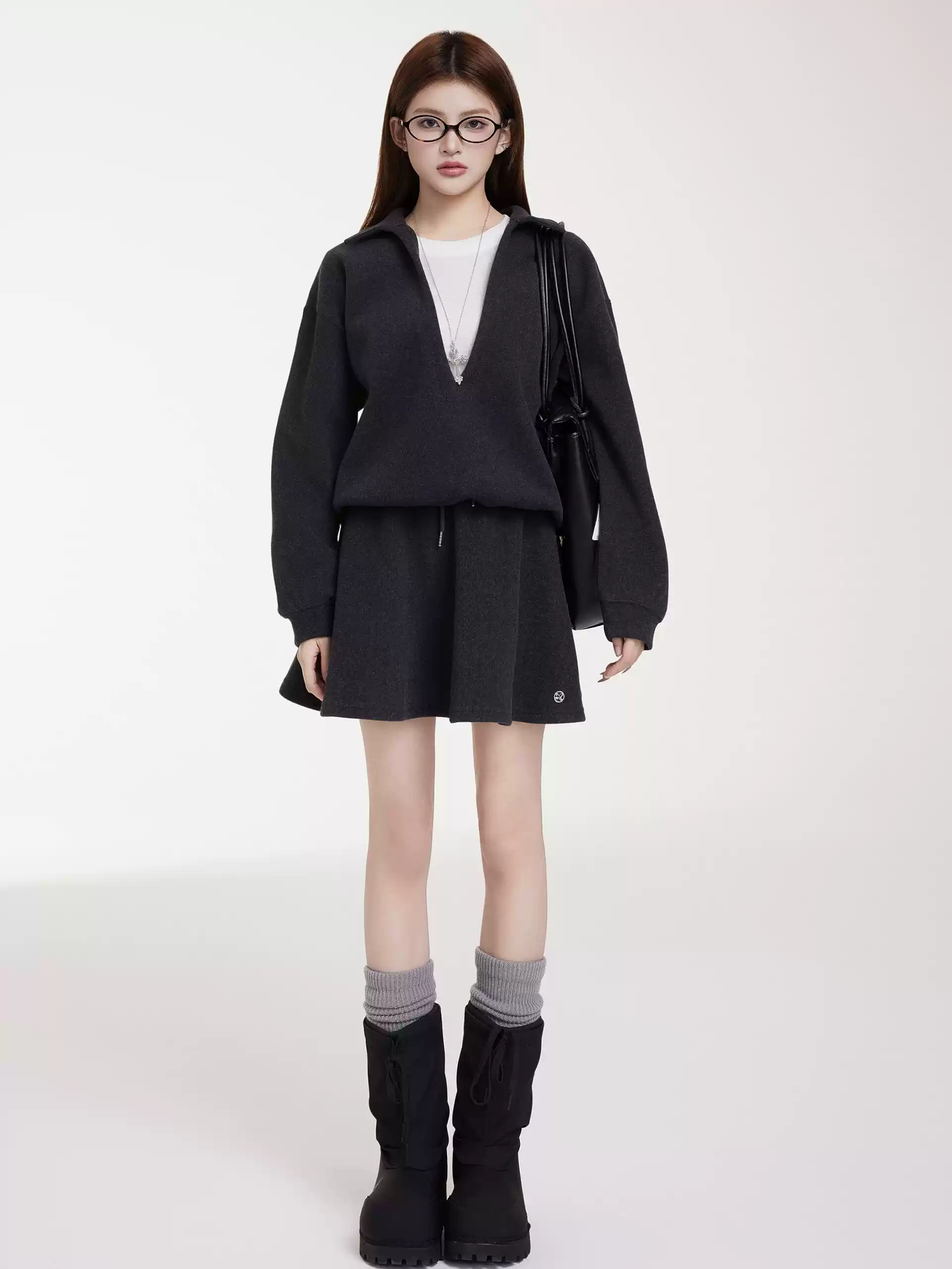 OTEBANBASS Deep Grey V-Neck Two-Piece Outfit Set