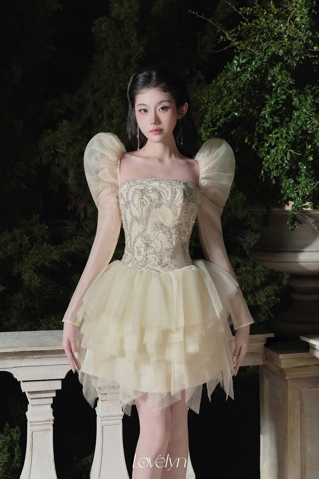 Lovelyn Sequin embroidery puff sleeve dress