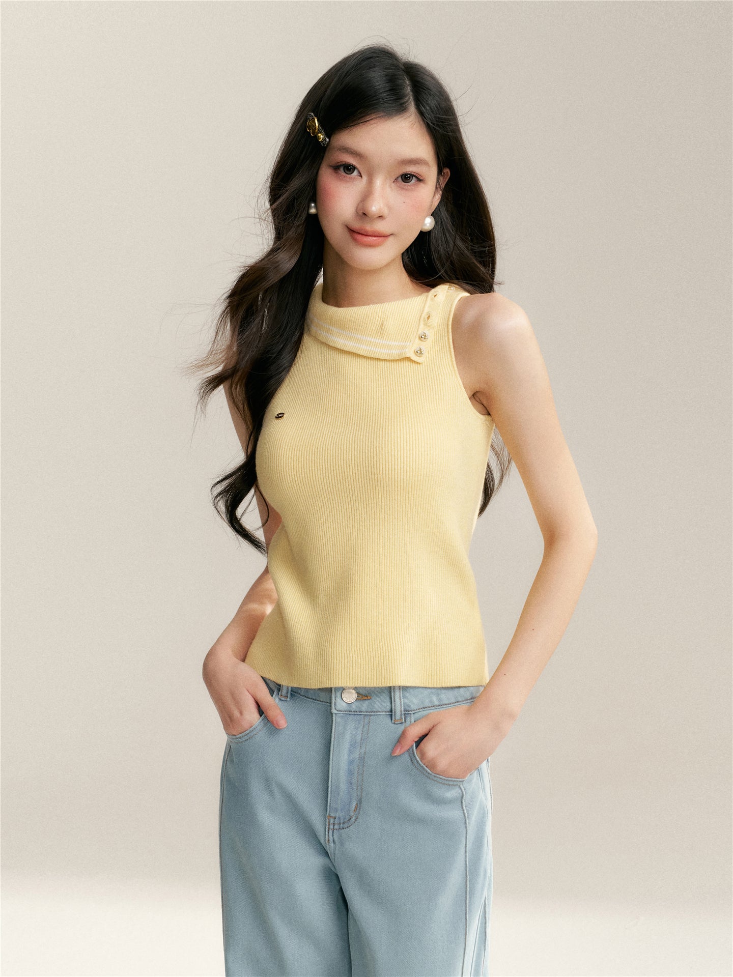 16DEWS 16D246039 Color blocking woolen sleeveless vest