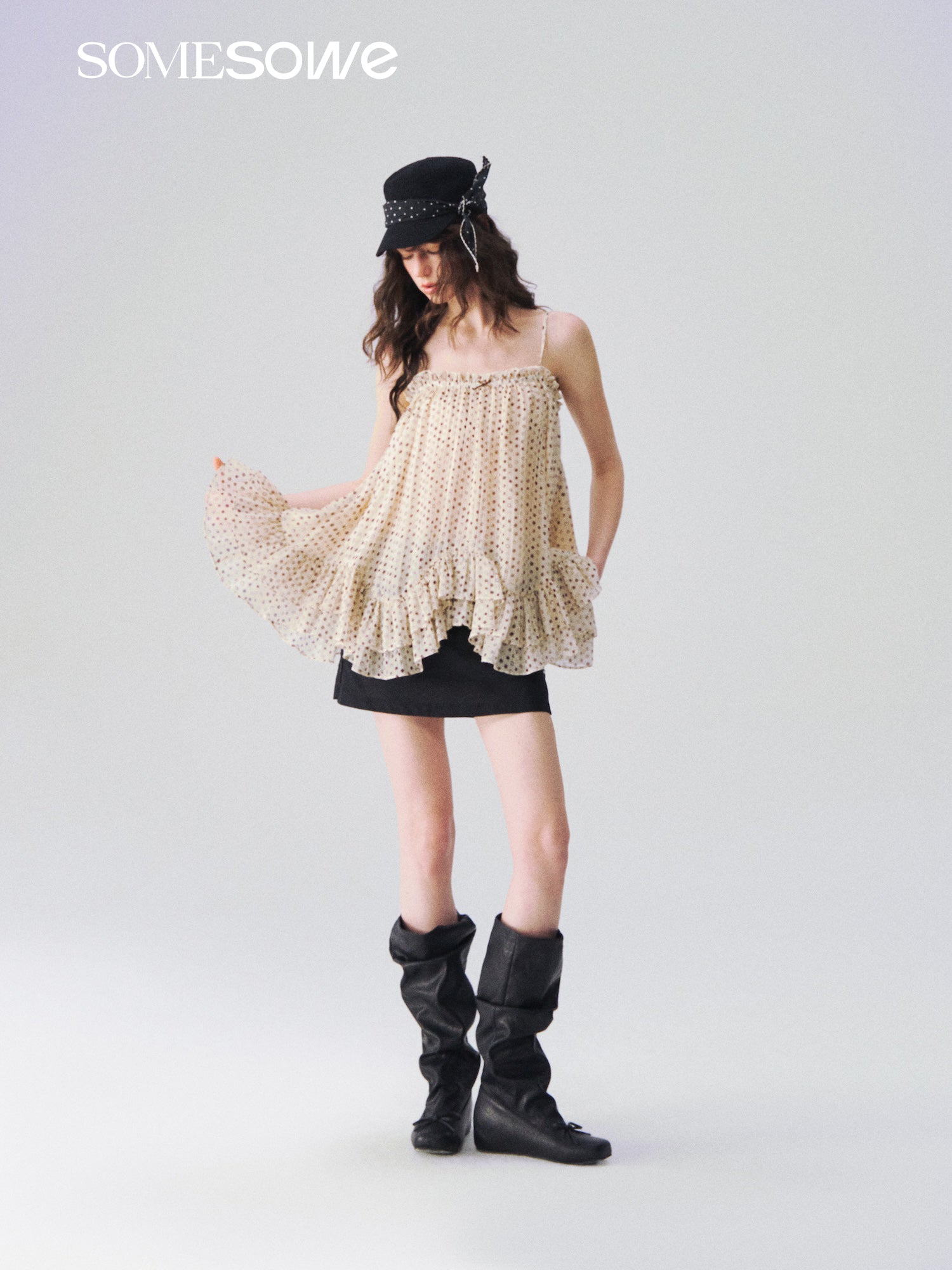 SOMESOWE S2609091 Light wave point irregular suspender top
