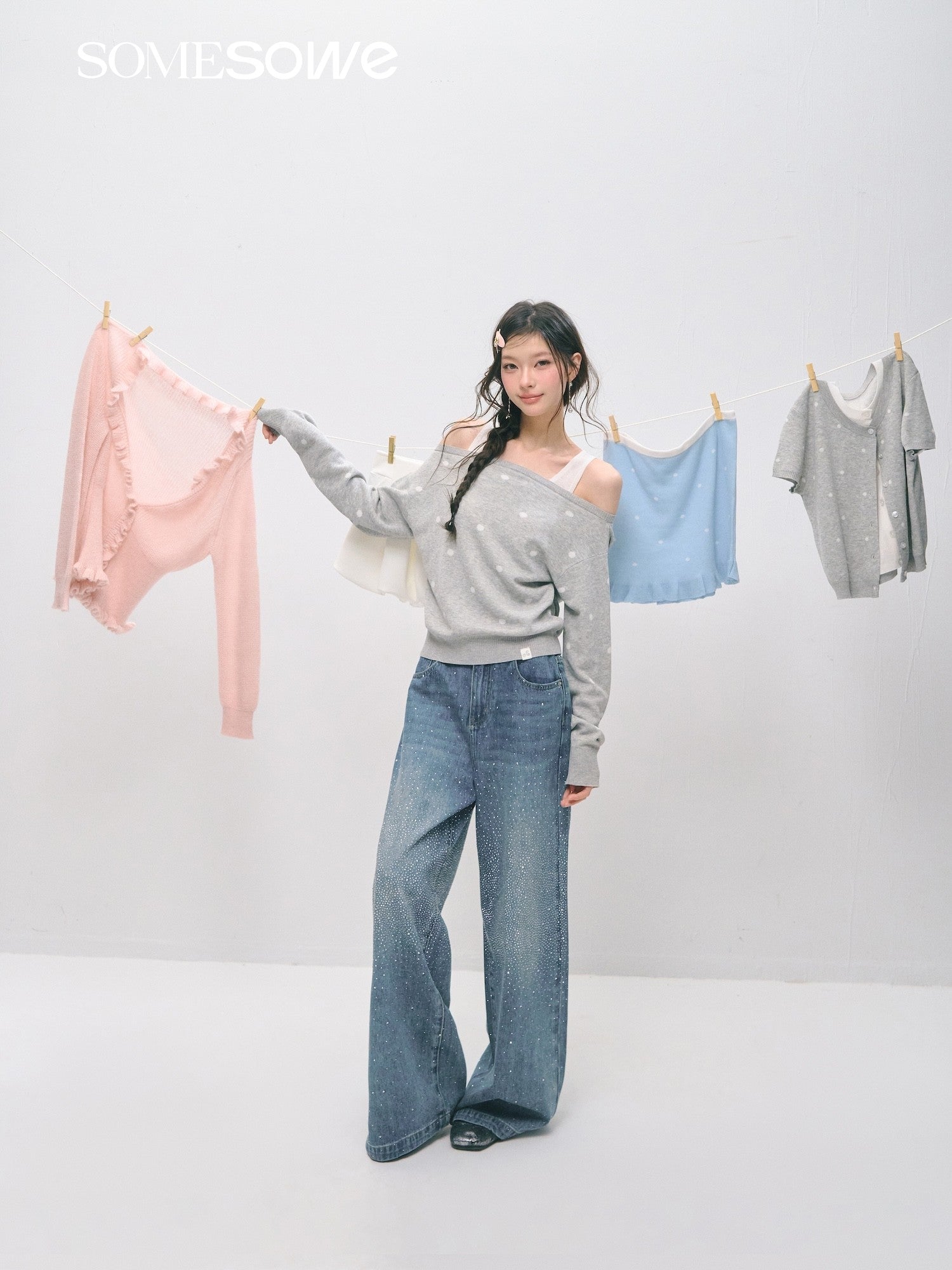 SOMESOWE S2509024 One shoulder polka dot fake two sweaters