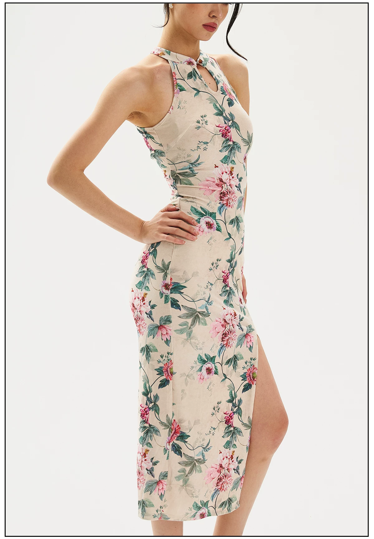 FIND YA WINGS Floral Shadow Halter Midi Cheongsam