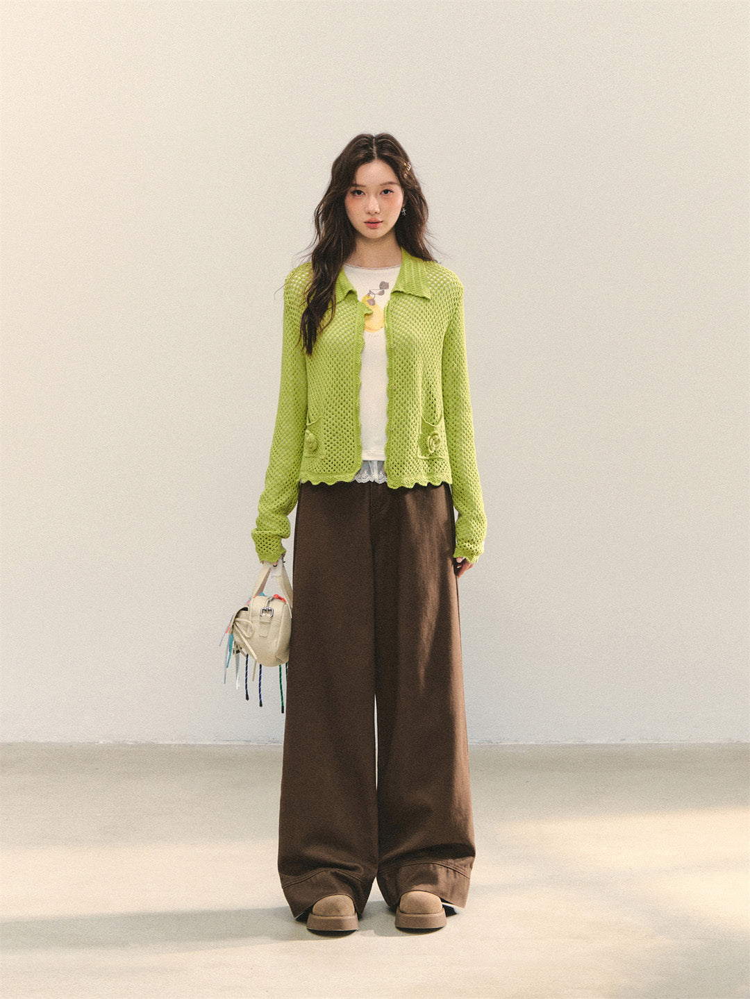AsGony ASG25322 Hollow flower crochet cardigan