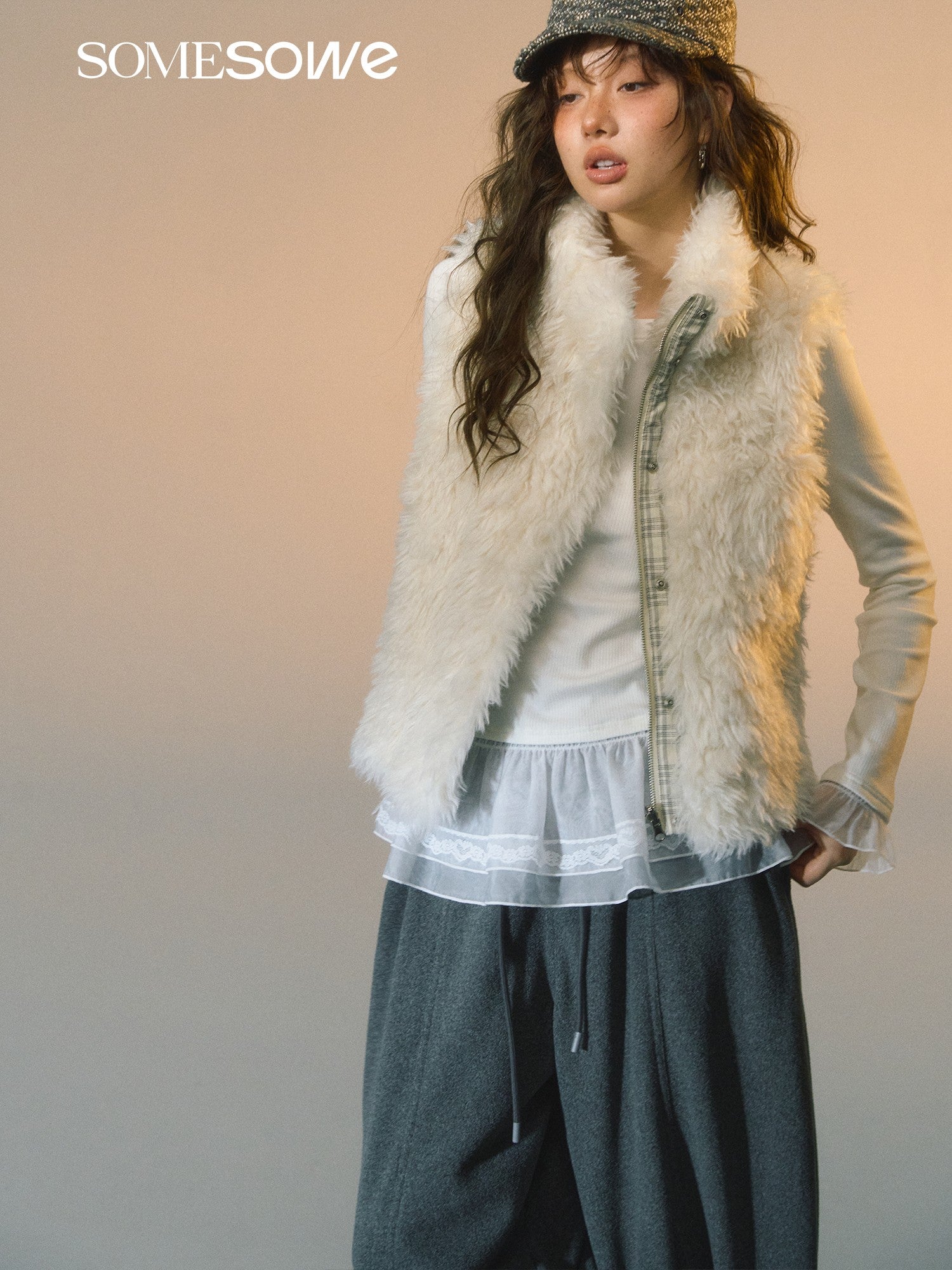 SOMESOWE S2508263 Grid splicing lamb wool double-sided vest