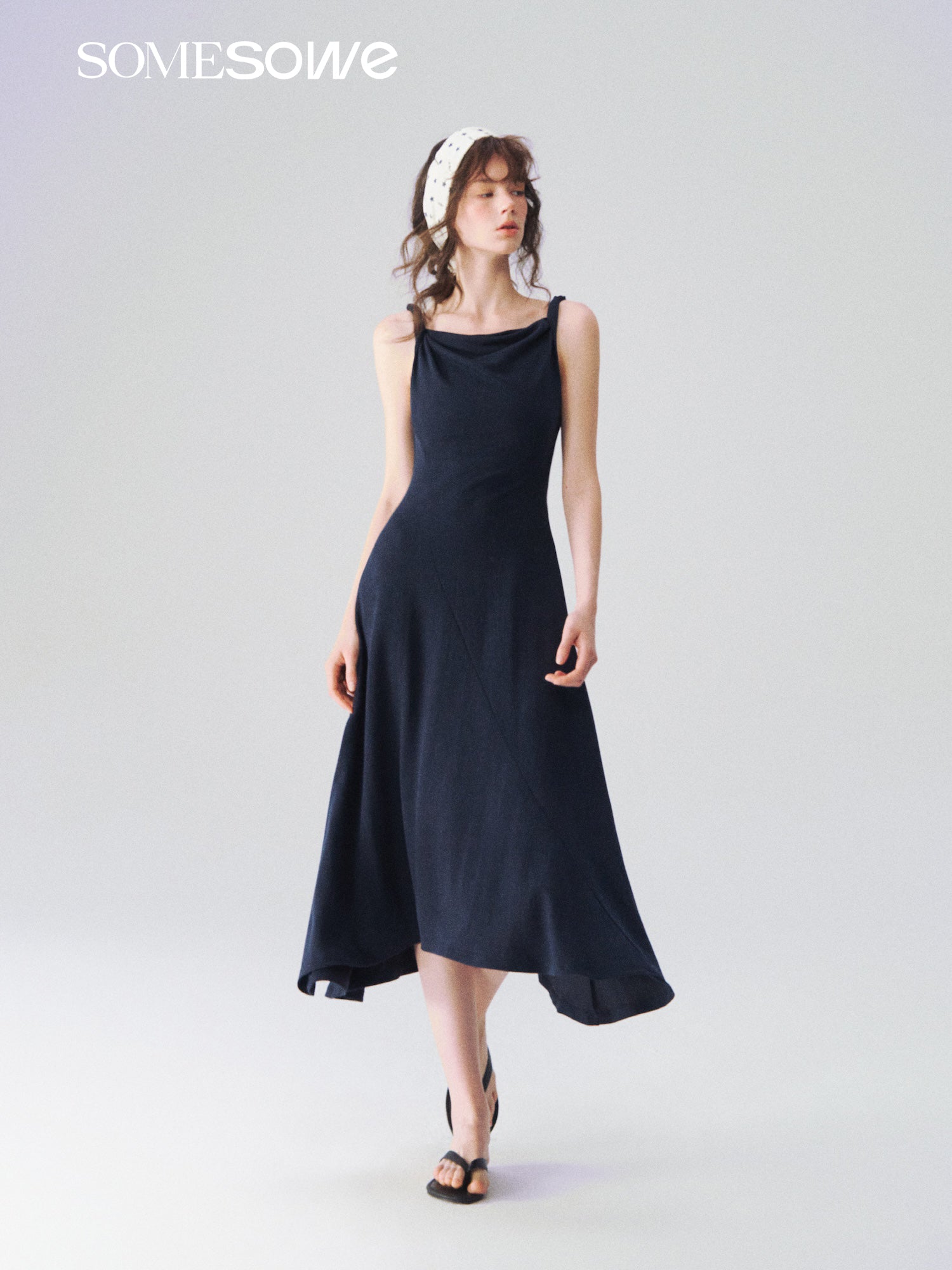 SOMESOWE S2609105 Twisted shoulder strap knit dress