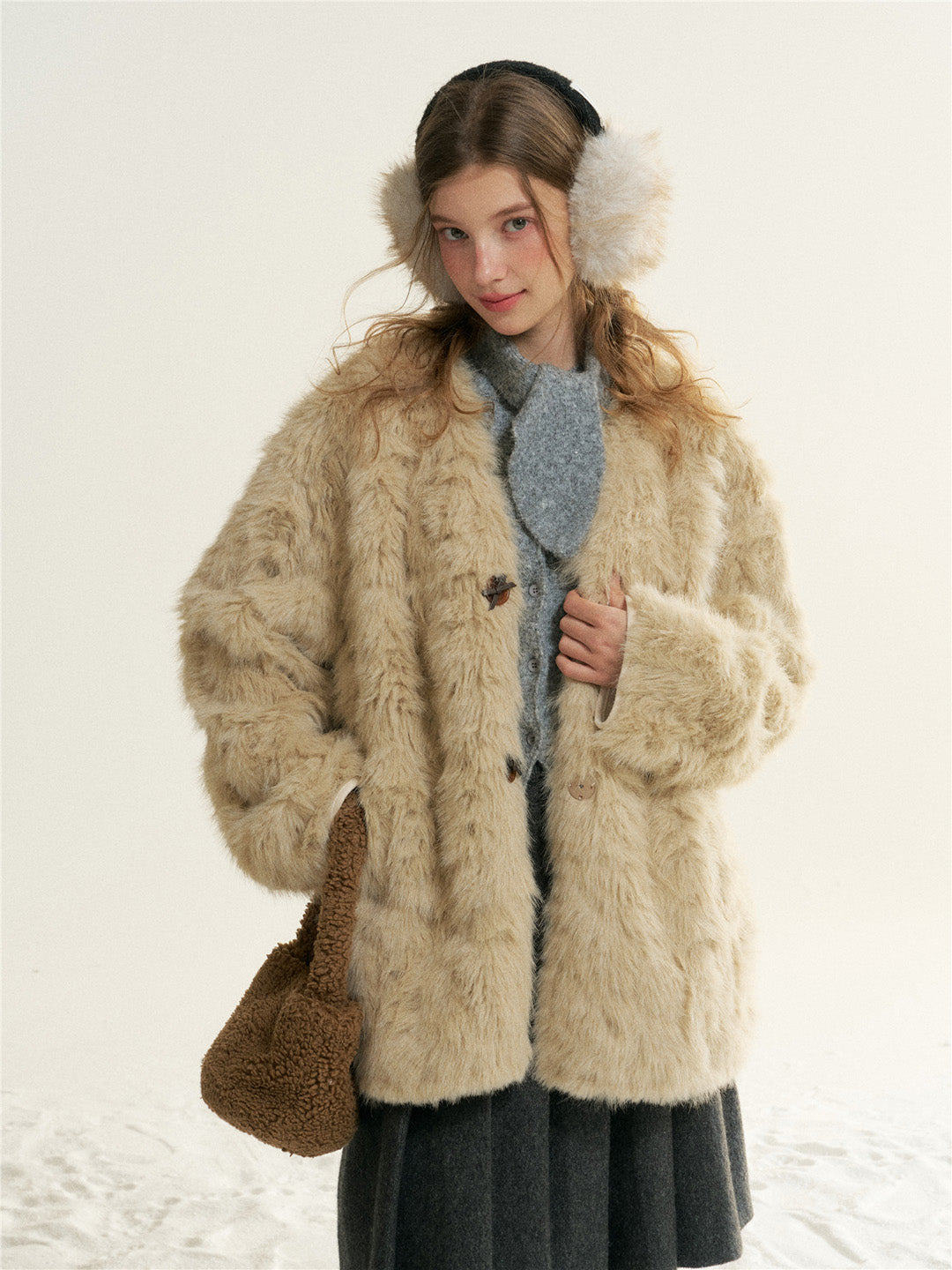 16DEWS 16D25522 Imitation fur one-piece single breasted V-neck jacket
