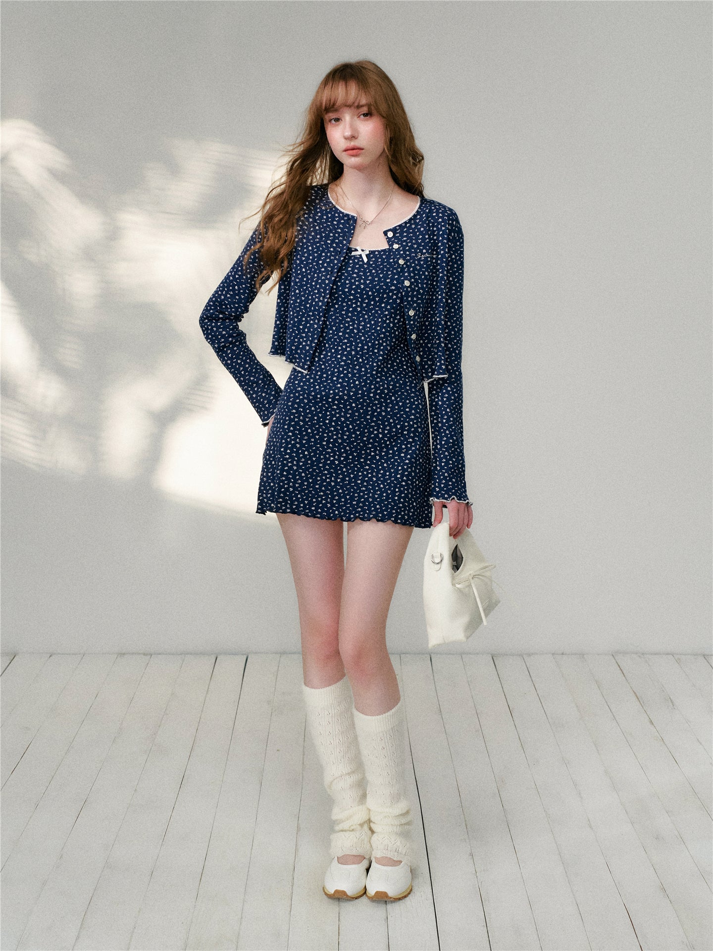 16DEWS 16D26129&16D26130 Blue floral short cardigan + camisole dress