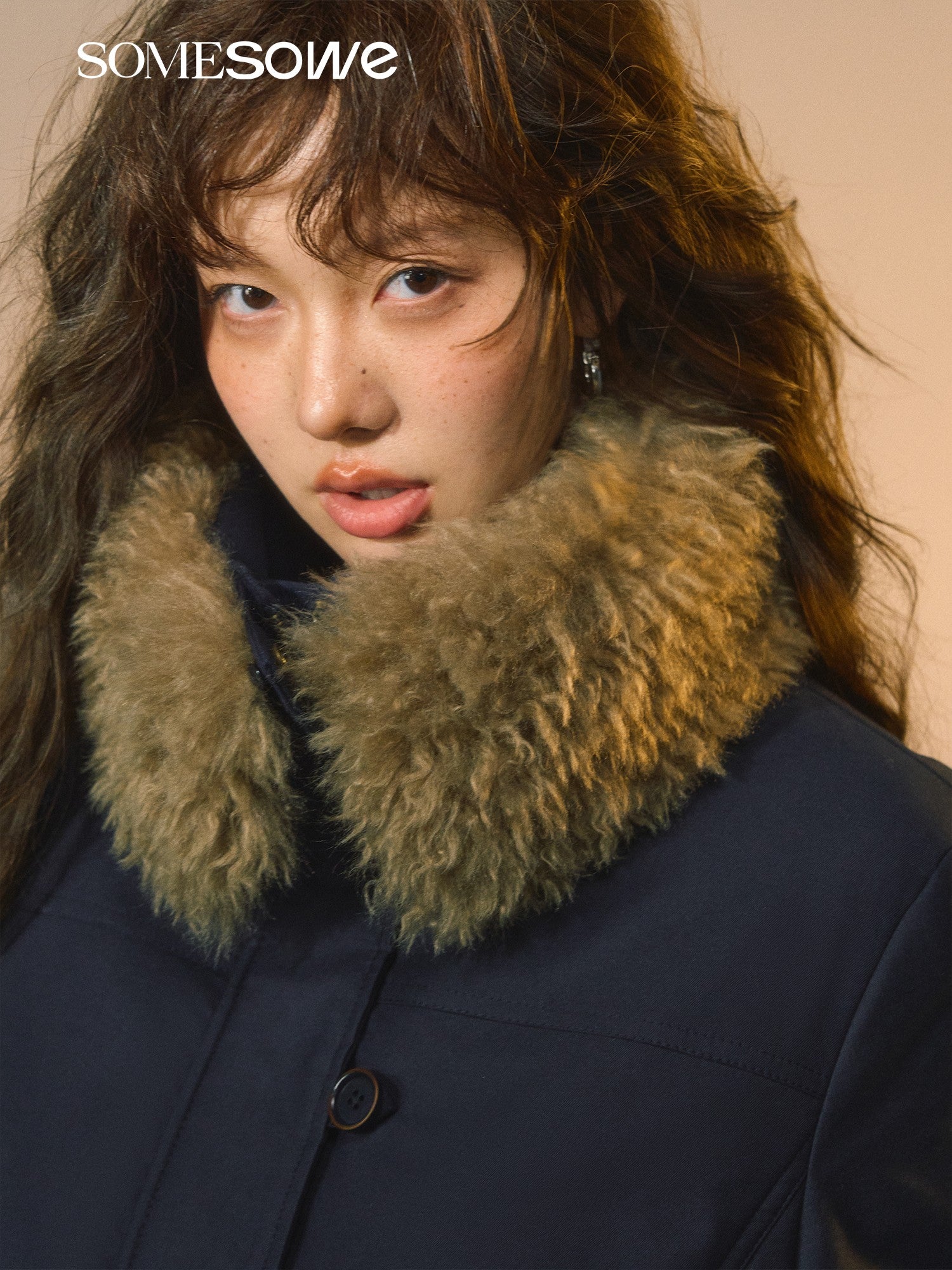 SOMESOWE S2508265 Detachable fur collar slim down jacket