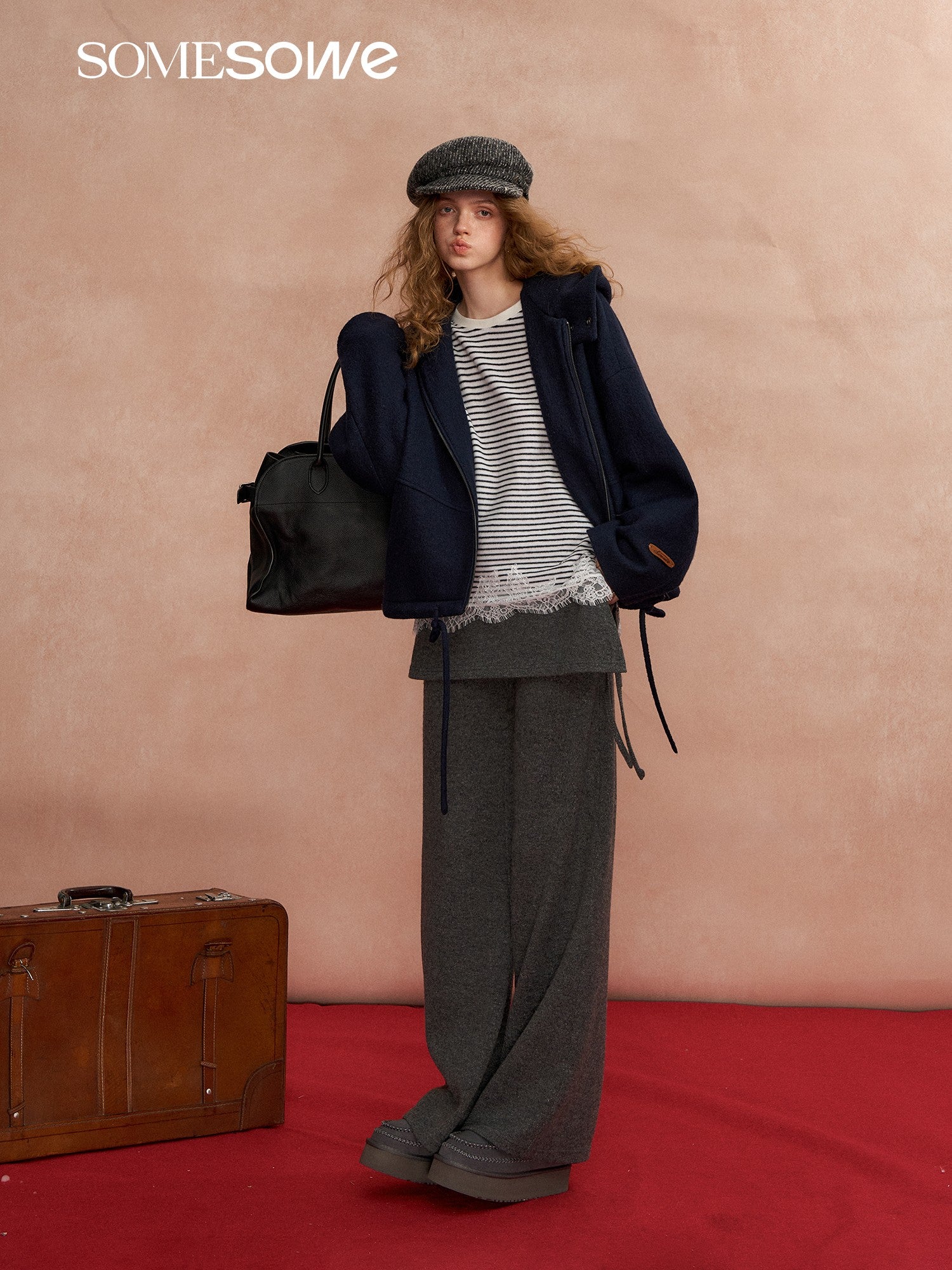 SOMESOWE S2508291 Hooded short wool coat