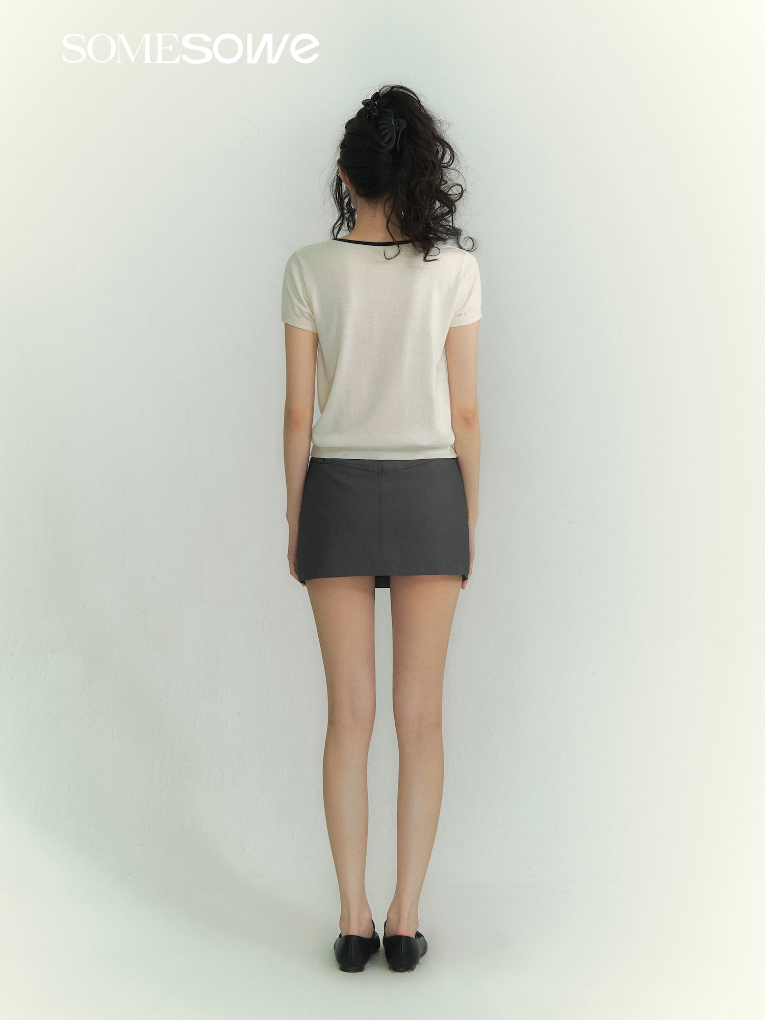 SOMESOWE S2609077 Lingge color matching fake two piece top