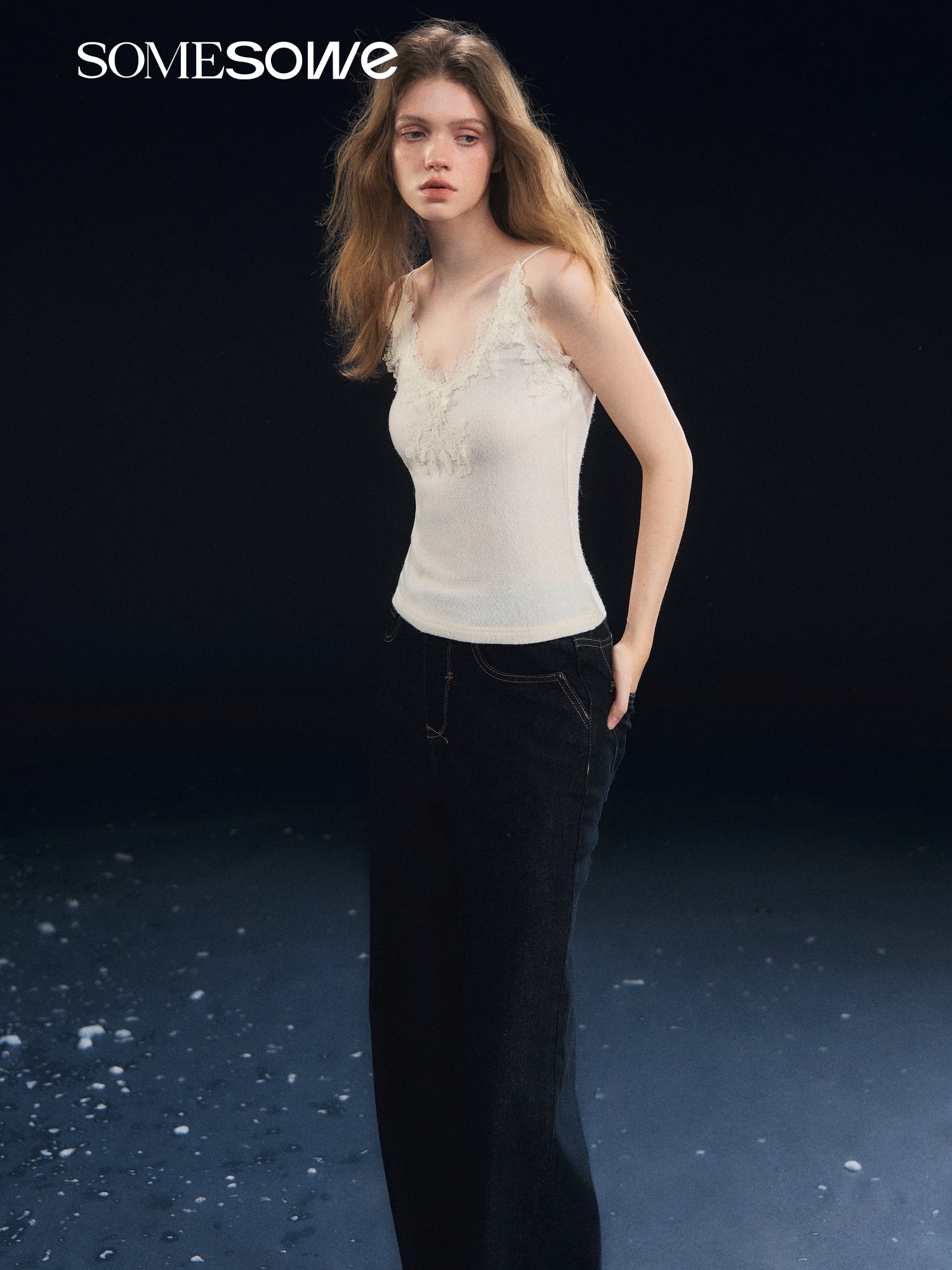 SOMESOWE S2508309 Soft velvet texture lace camisole