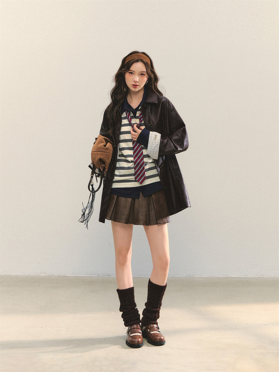AsGony ASG25334 Cuff plaid patchwork leather jacket