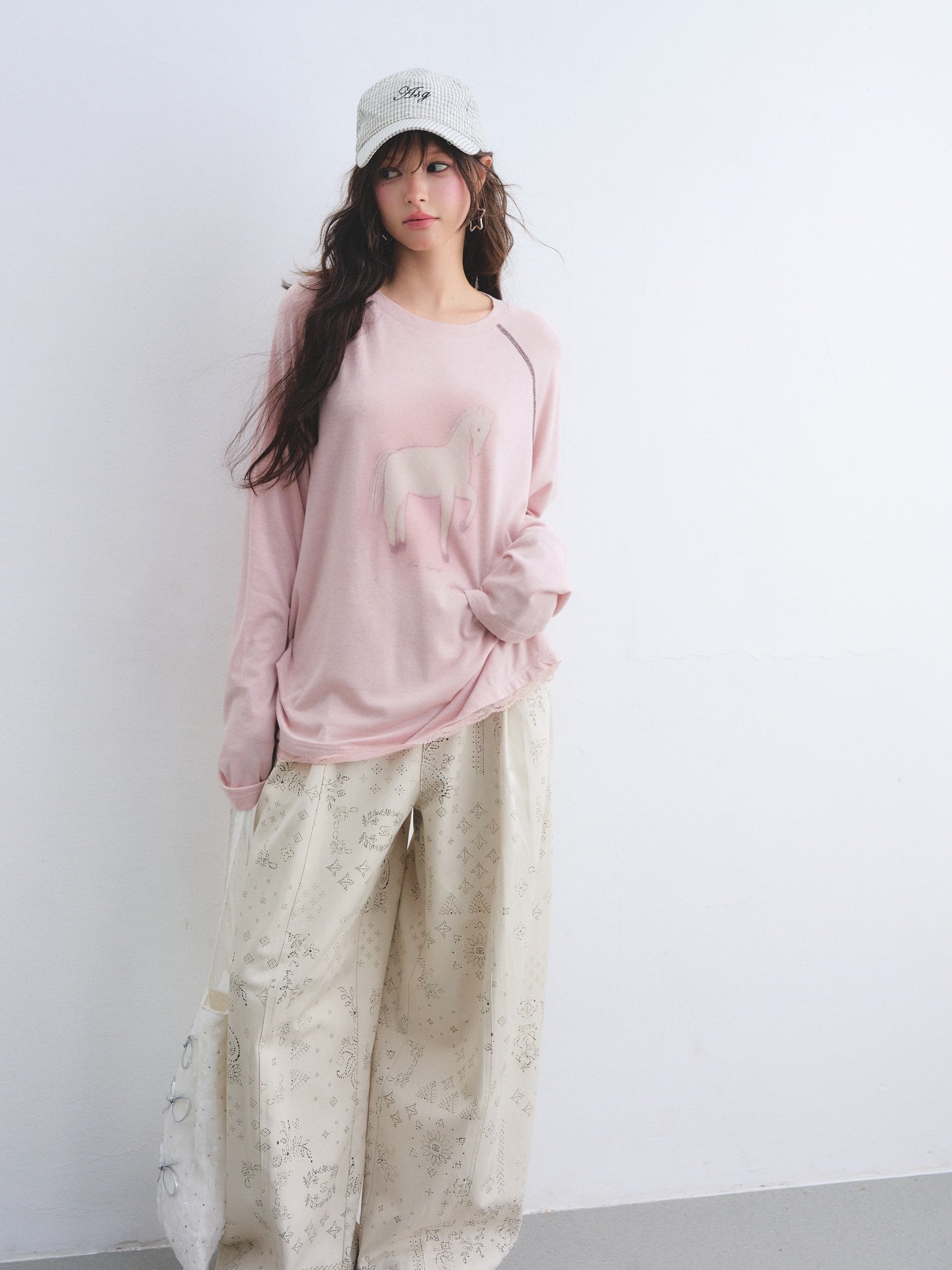 AsGony ASG26026 Tencel wool raglan sleeves with ponytail printed lace T-shirt