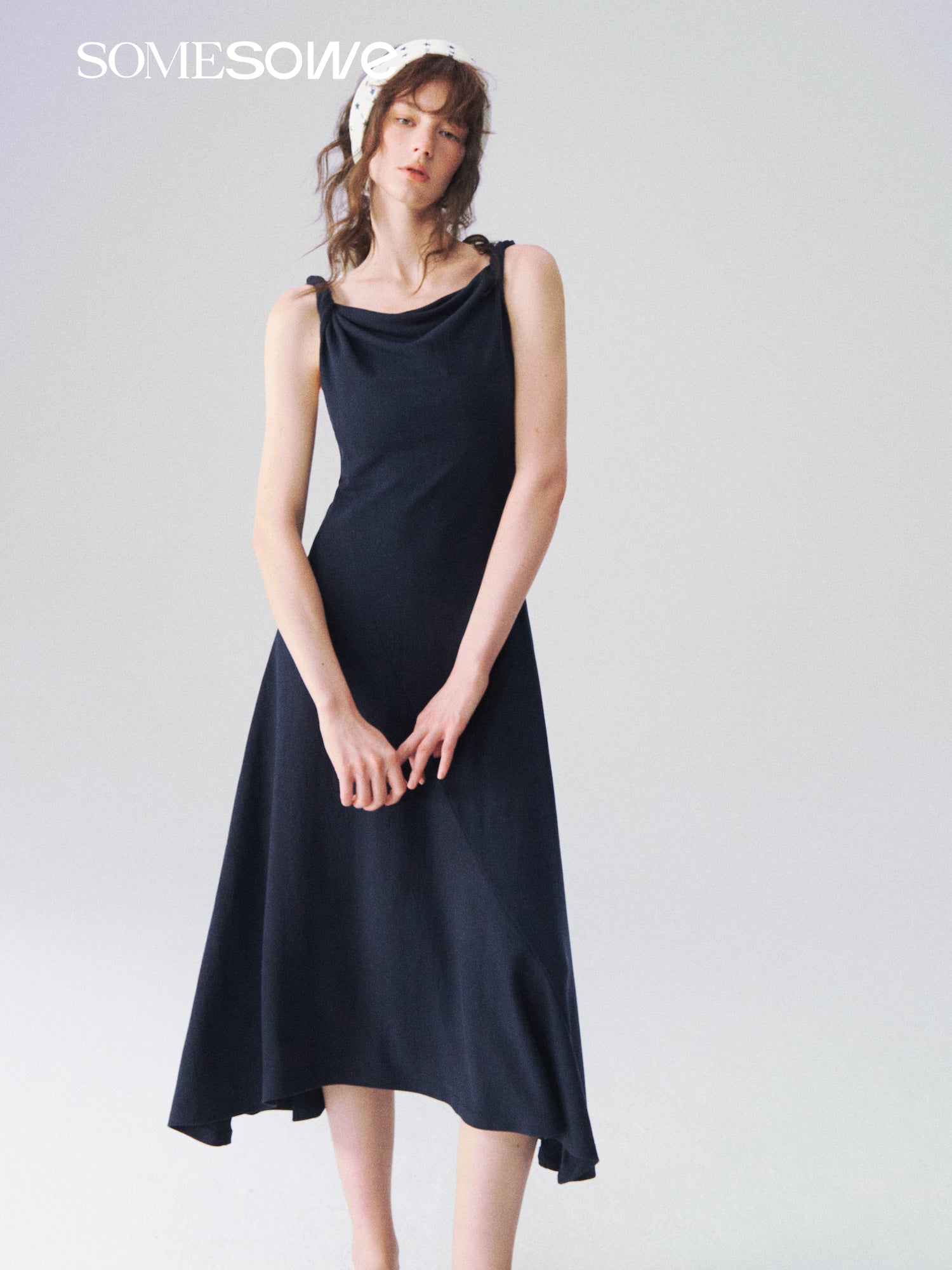 SOMESOWE S2609105 Twisted shoulder strap knit dress