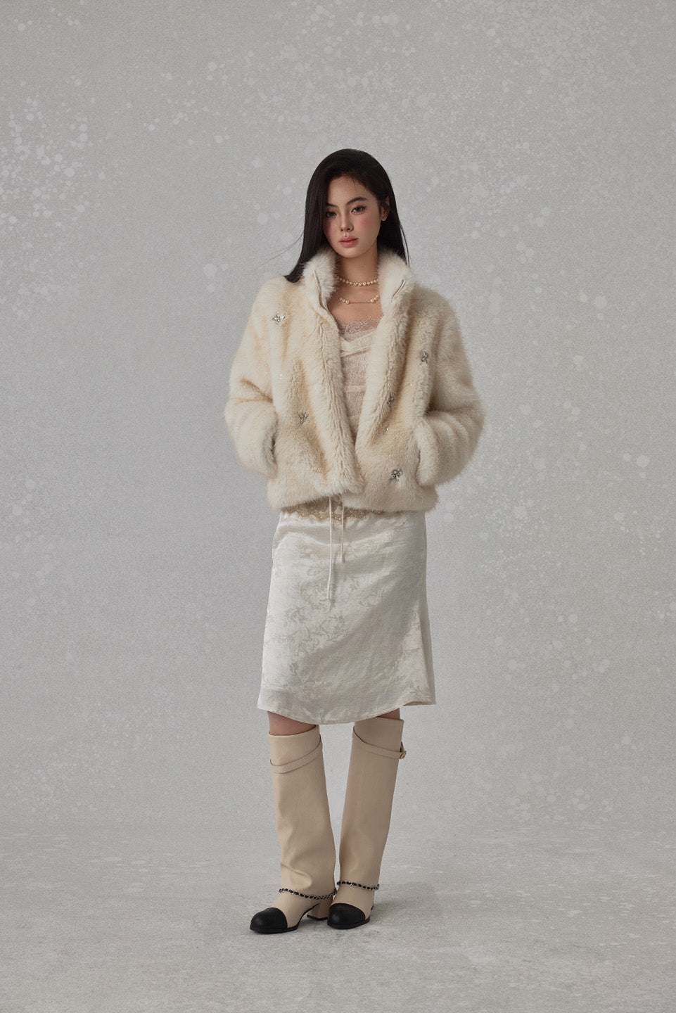 NONCESTNON N238 Pearl Buttoned Fur Coat