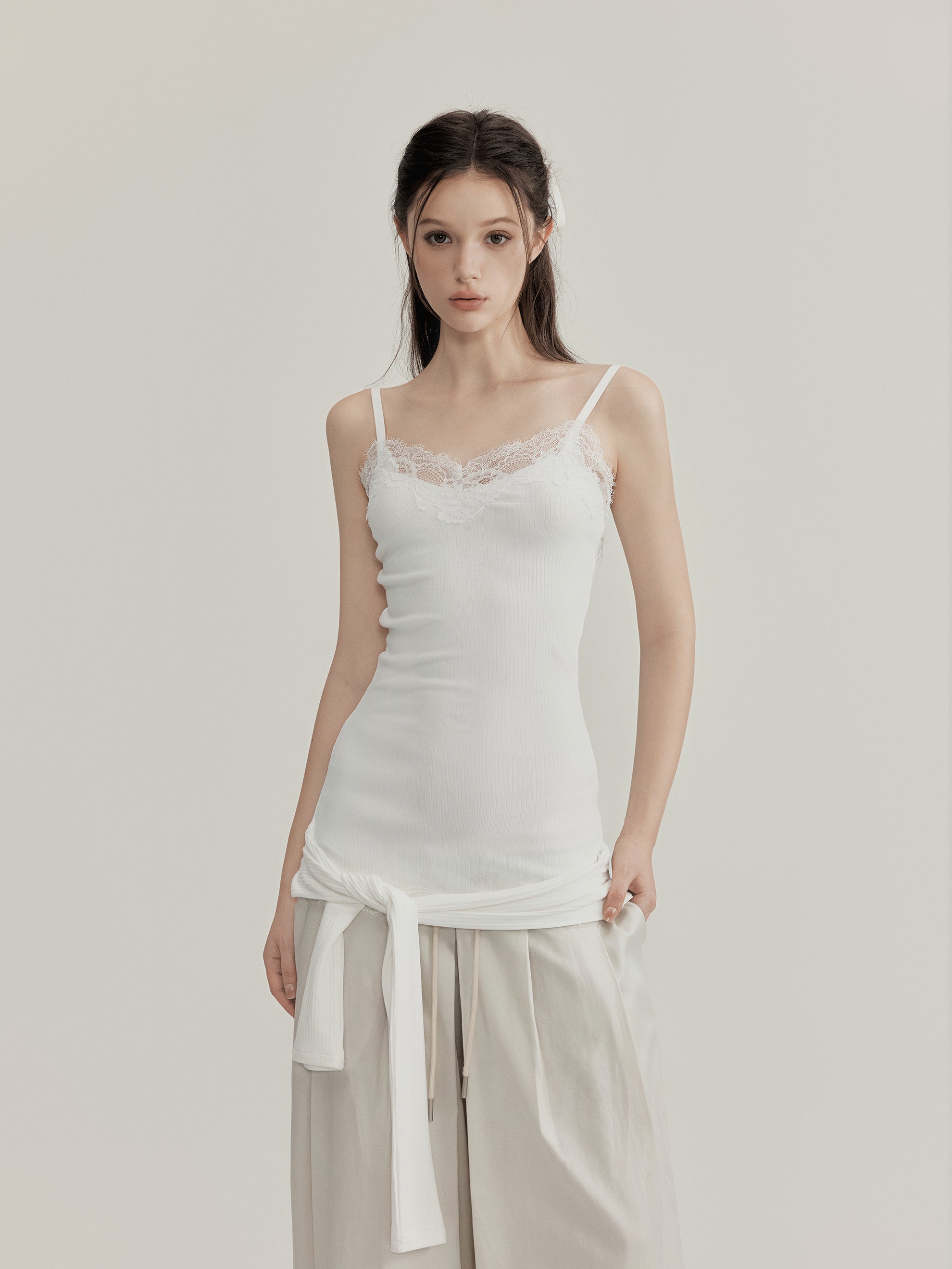 NOMEANSNO N135 Two-way wear lace off- shoulder camisole