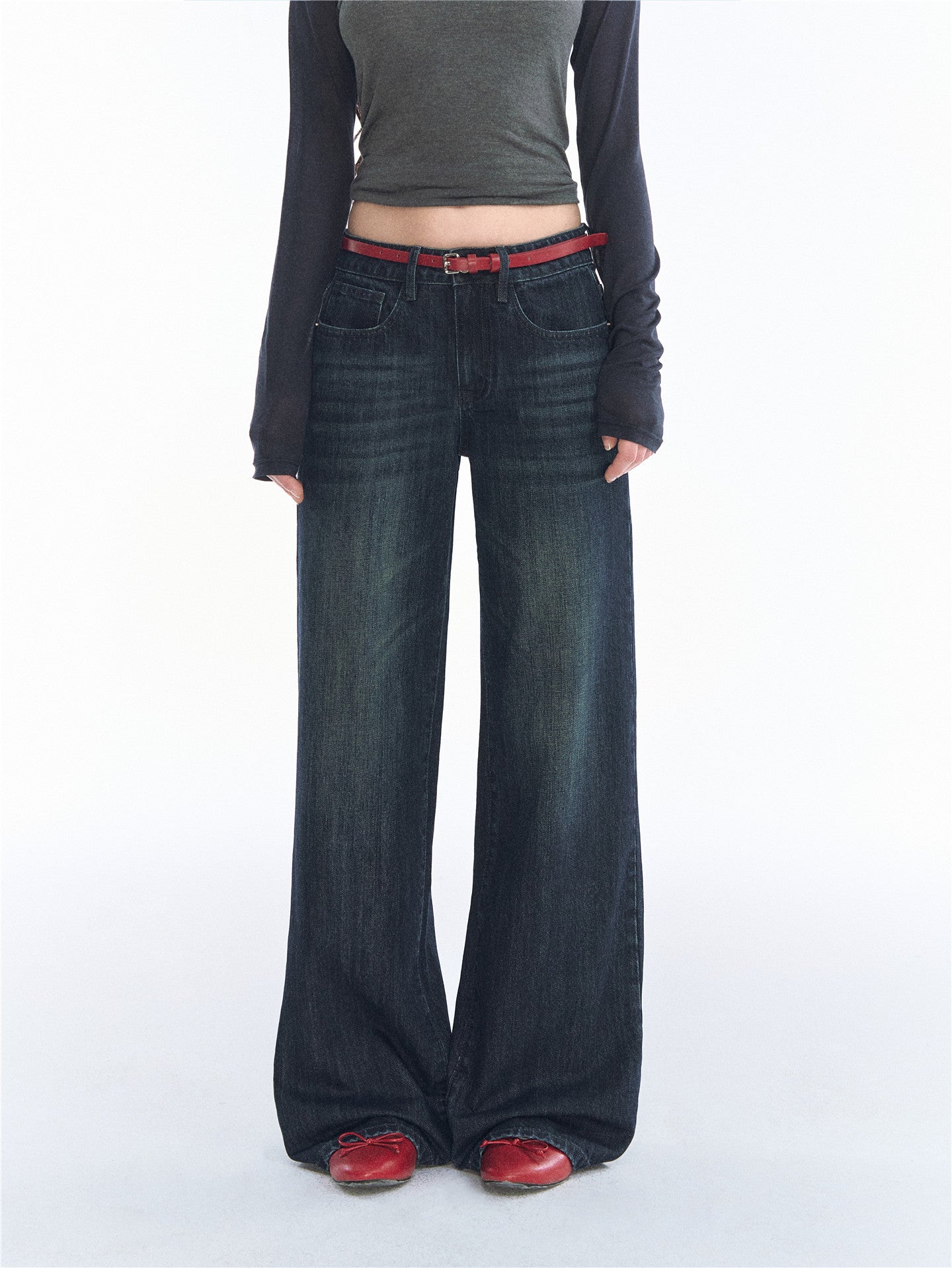 Asgony ASG26551 Low-Rise Straight-Leg Jeans with Red Belt