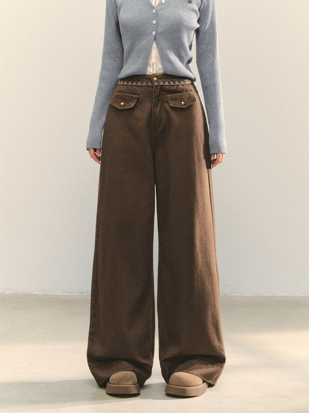 AsGony ASG25323 Cross stitch collision flower straight leg jeans
