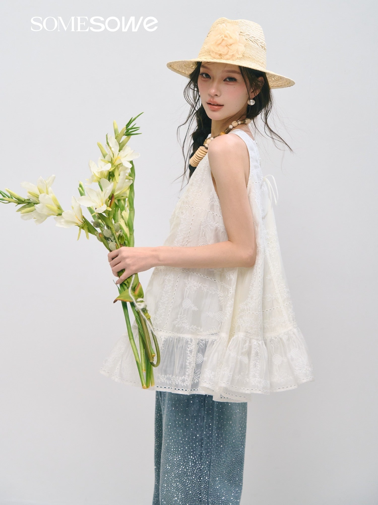 SOMESOWE S2509031 Embroidered ruffle edge dress