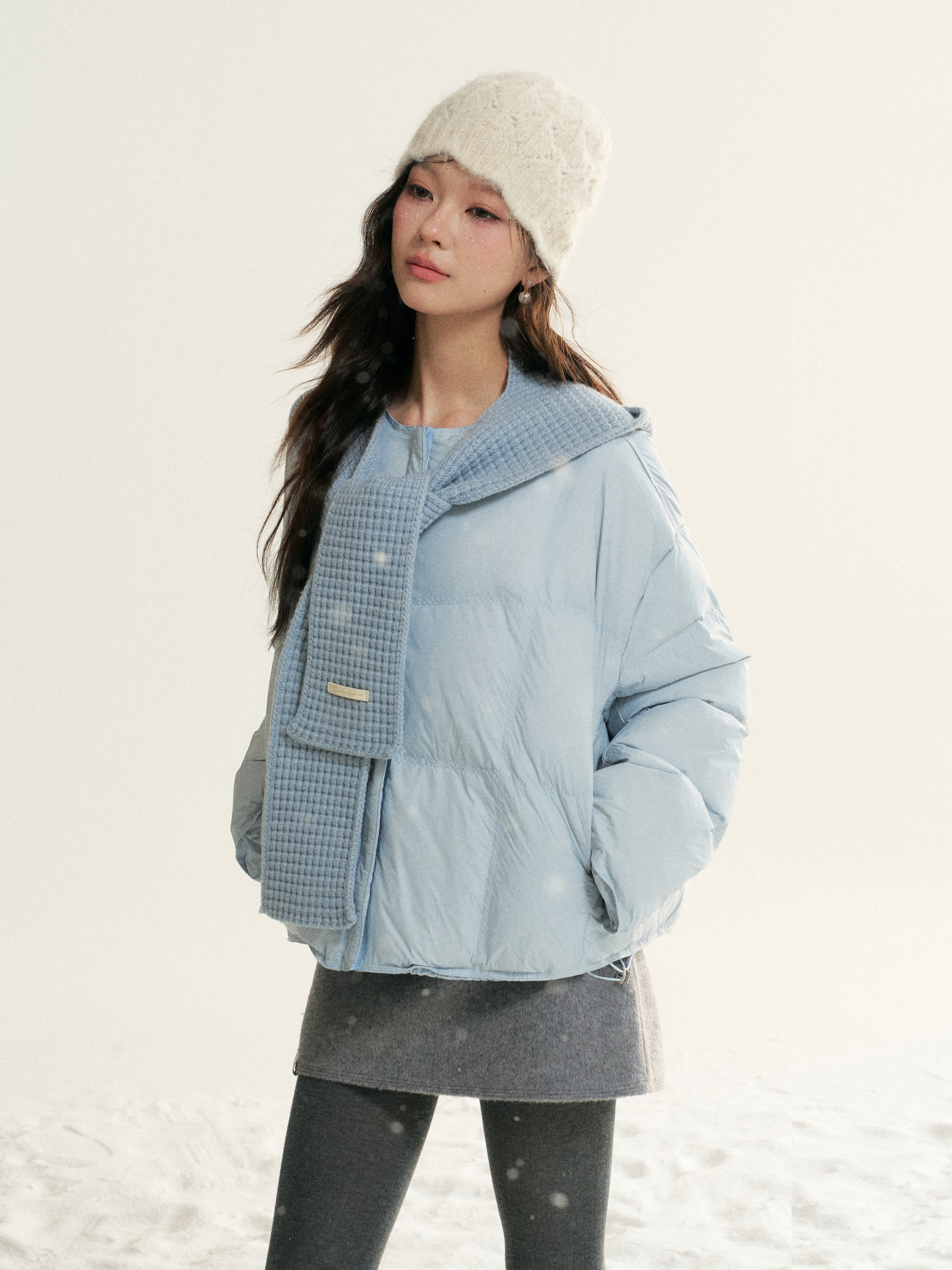 16DEWS 16D25515 White duck down round neck short down jacket