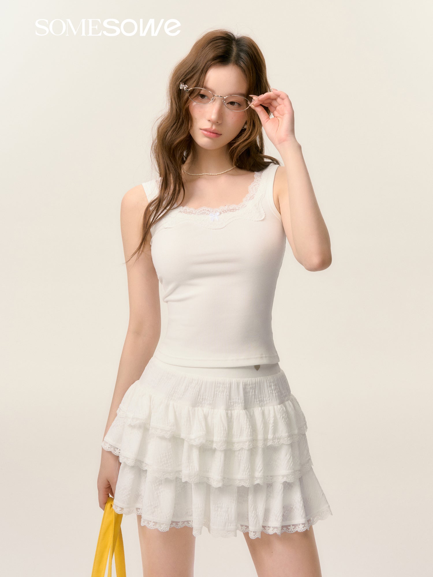 SOMESOWE S2508021 Lace lace fluffy skirt(2color)