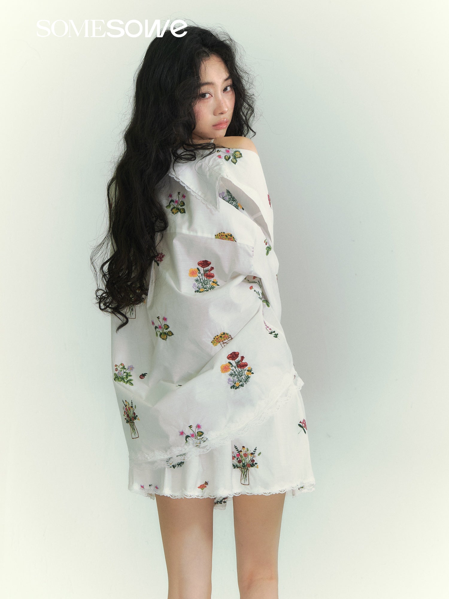 SOMESOWE S2609059&S2609060 Flower embroidery lace patchwork shirt + skirt