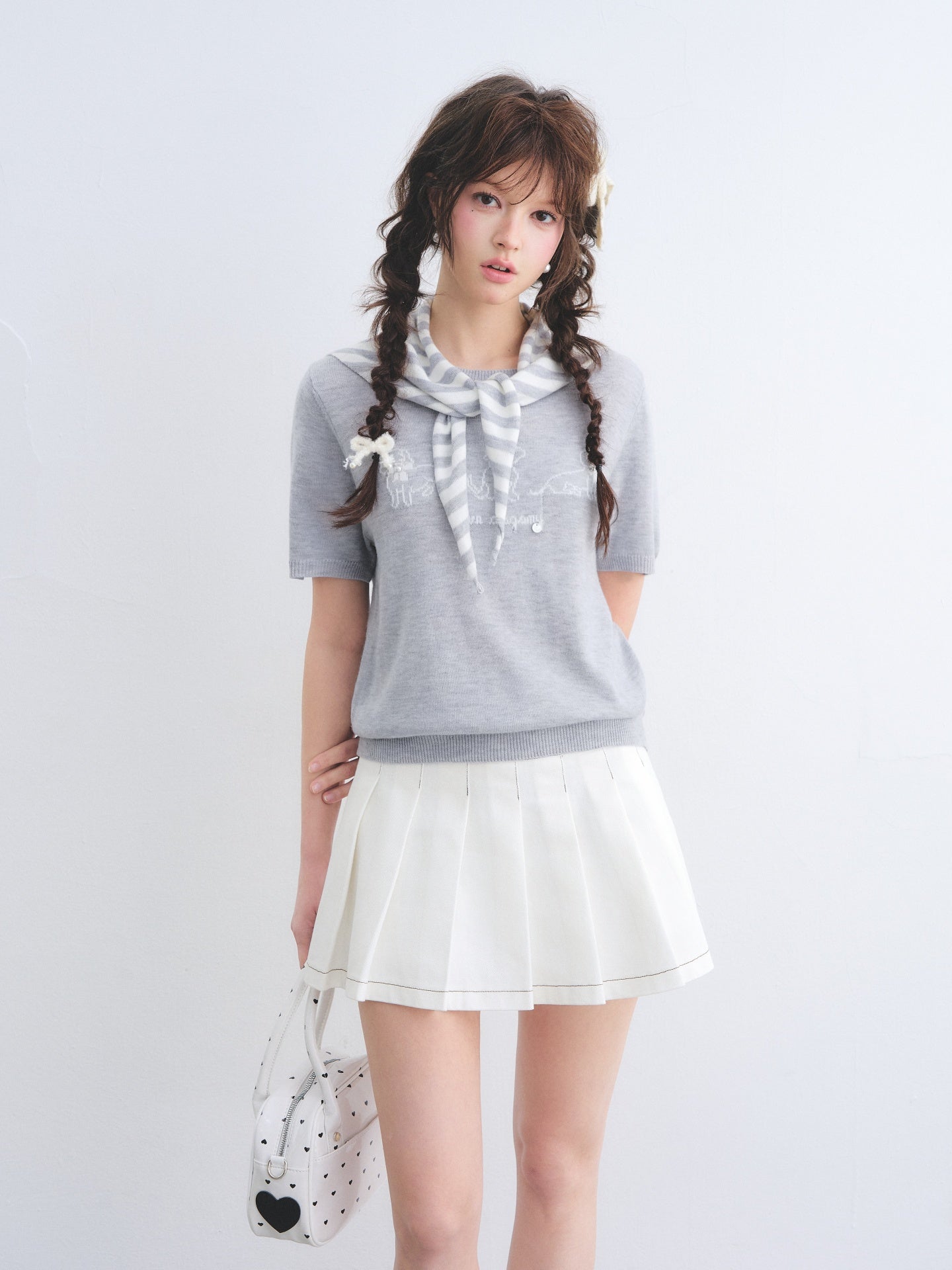AsGony ASG26008 Wool puppy jacquard round neck striped shawl two-piece set