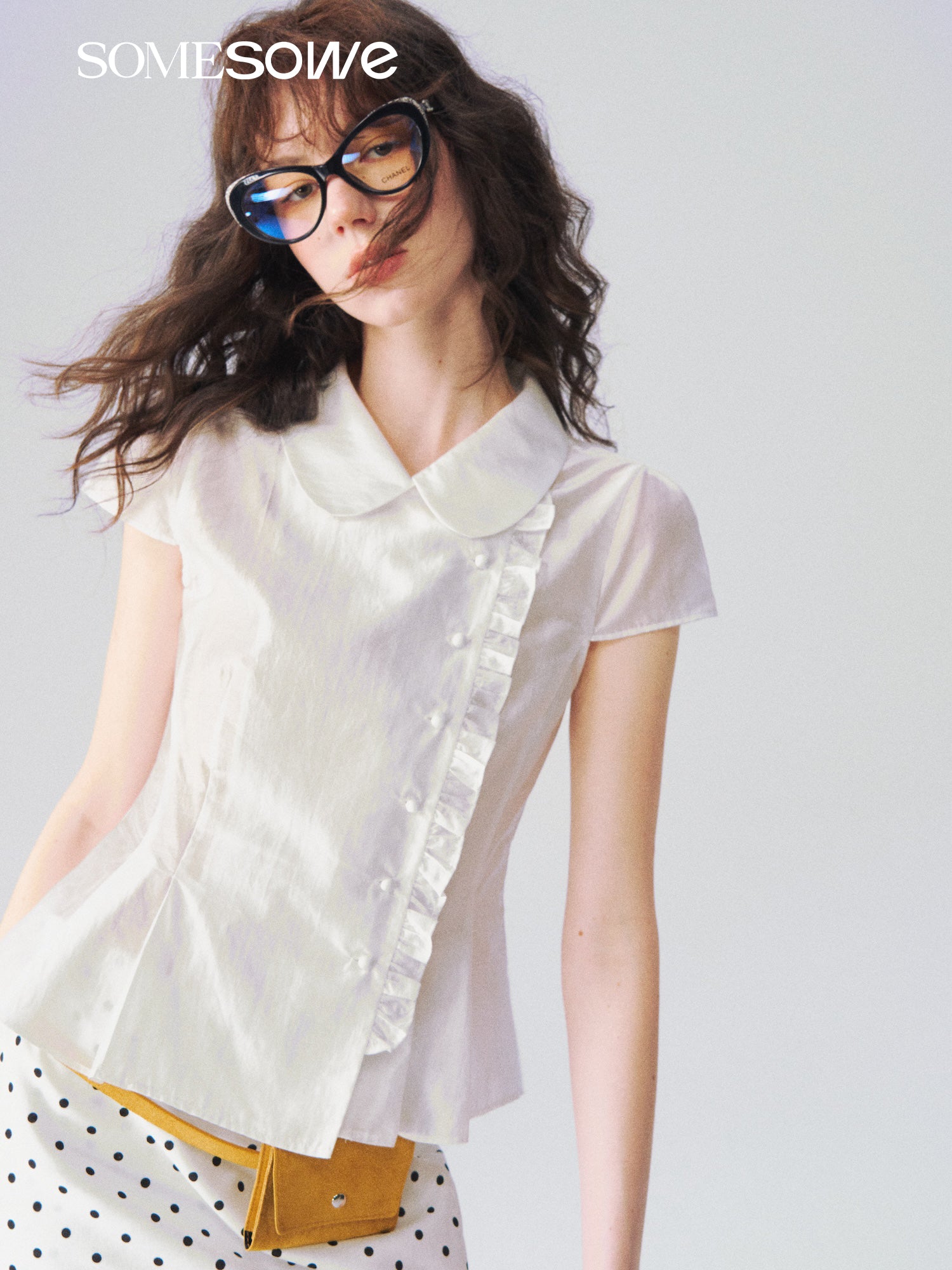 SOMESOWE S2609093 Baby collar slanted placket waist cinched shirt