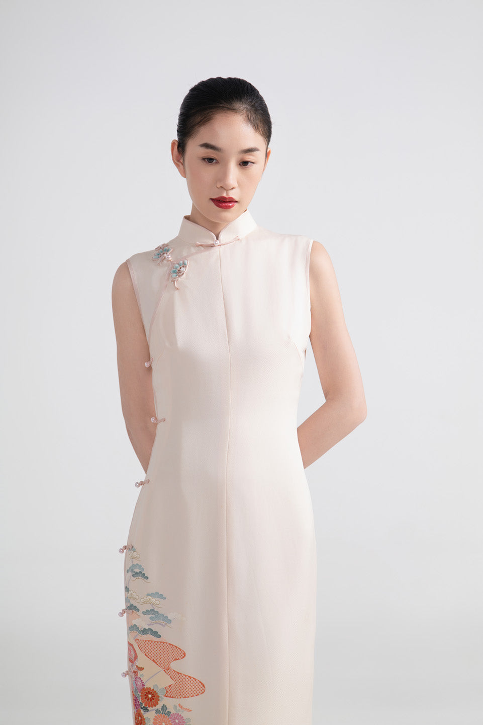 GORGEOUS Chi-pao