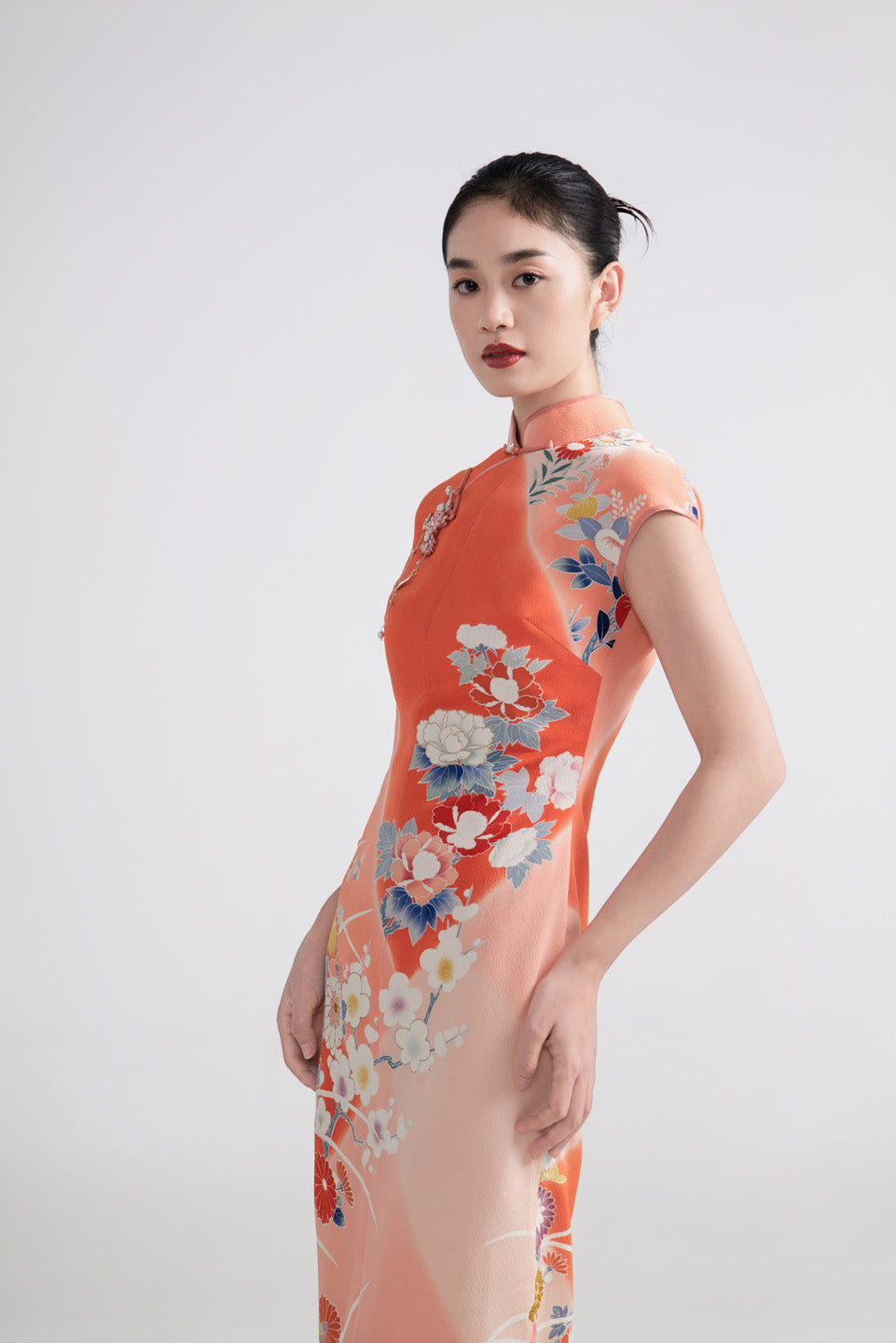 GORGEOUS Chi-pao