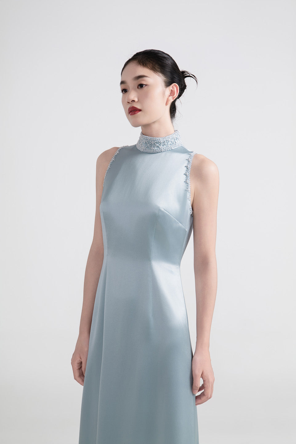 GORGEOUS Long Sleeveless Dress
