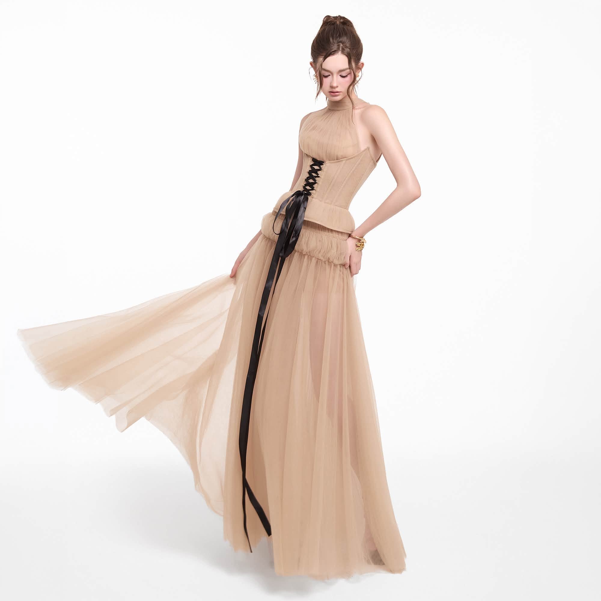 By JENNY AURELIA DRESS