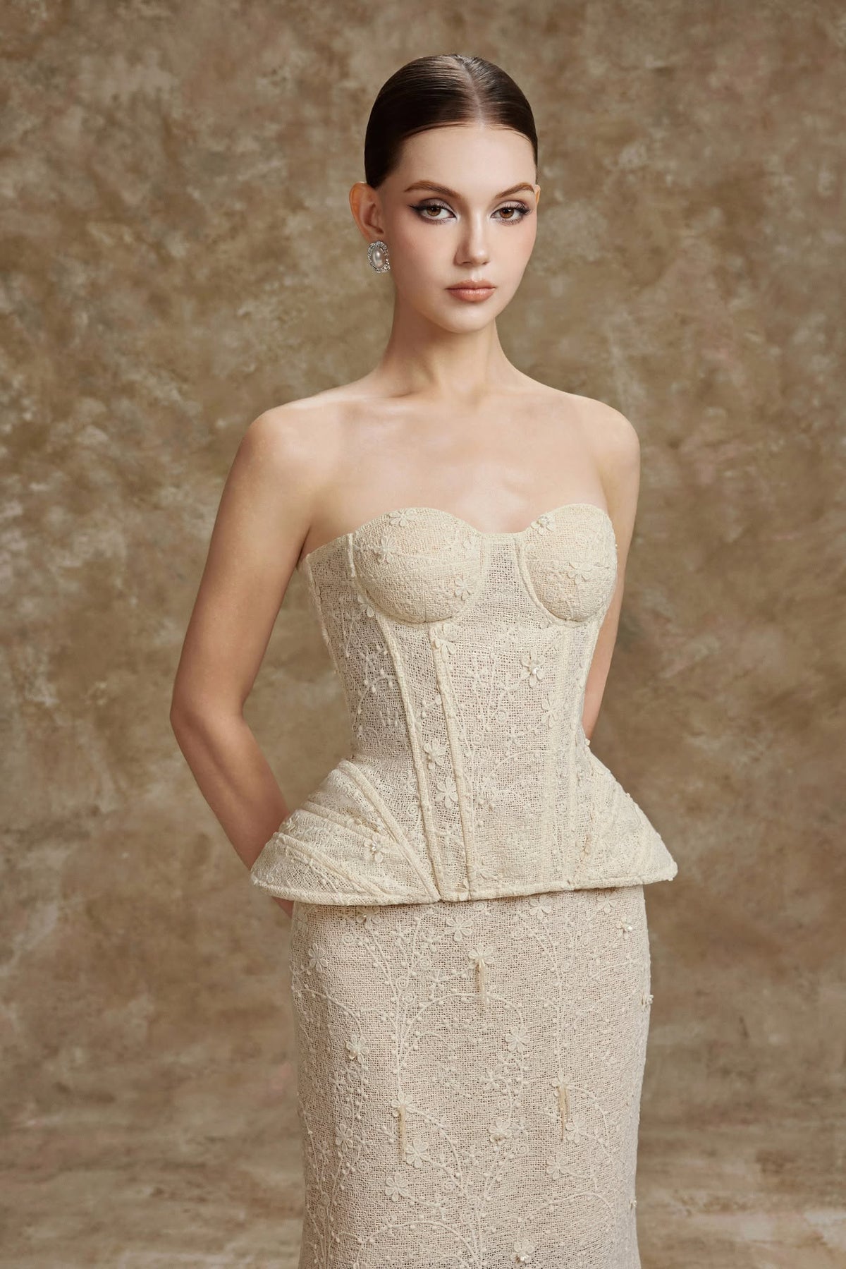 LAMORIS SYLVIA CORSET & CAMILA SKIRT