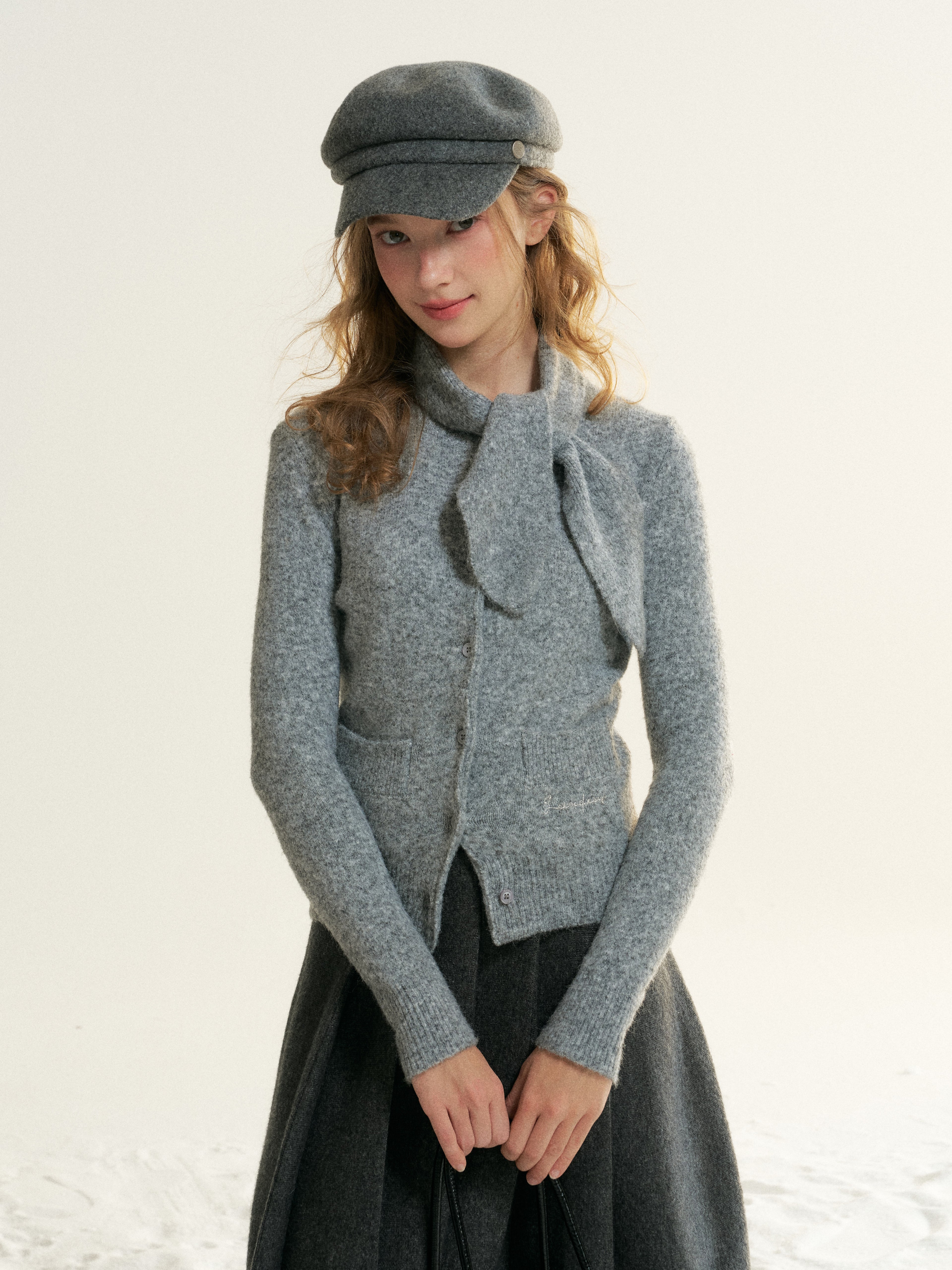 16DEWS 16D25521 Detachable Scarf Collar Knitted Top