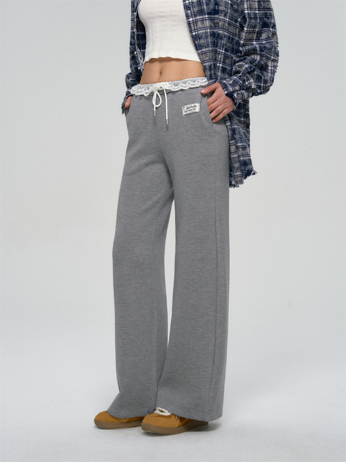 AsGony ASG25081 Lace waist patchwork lace sweatpants (2color)