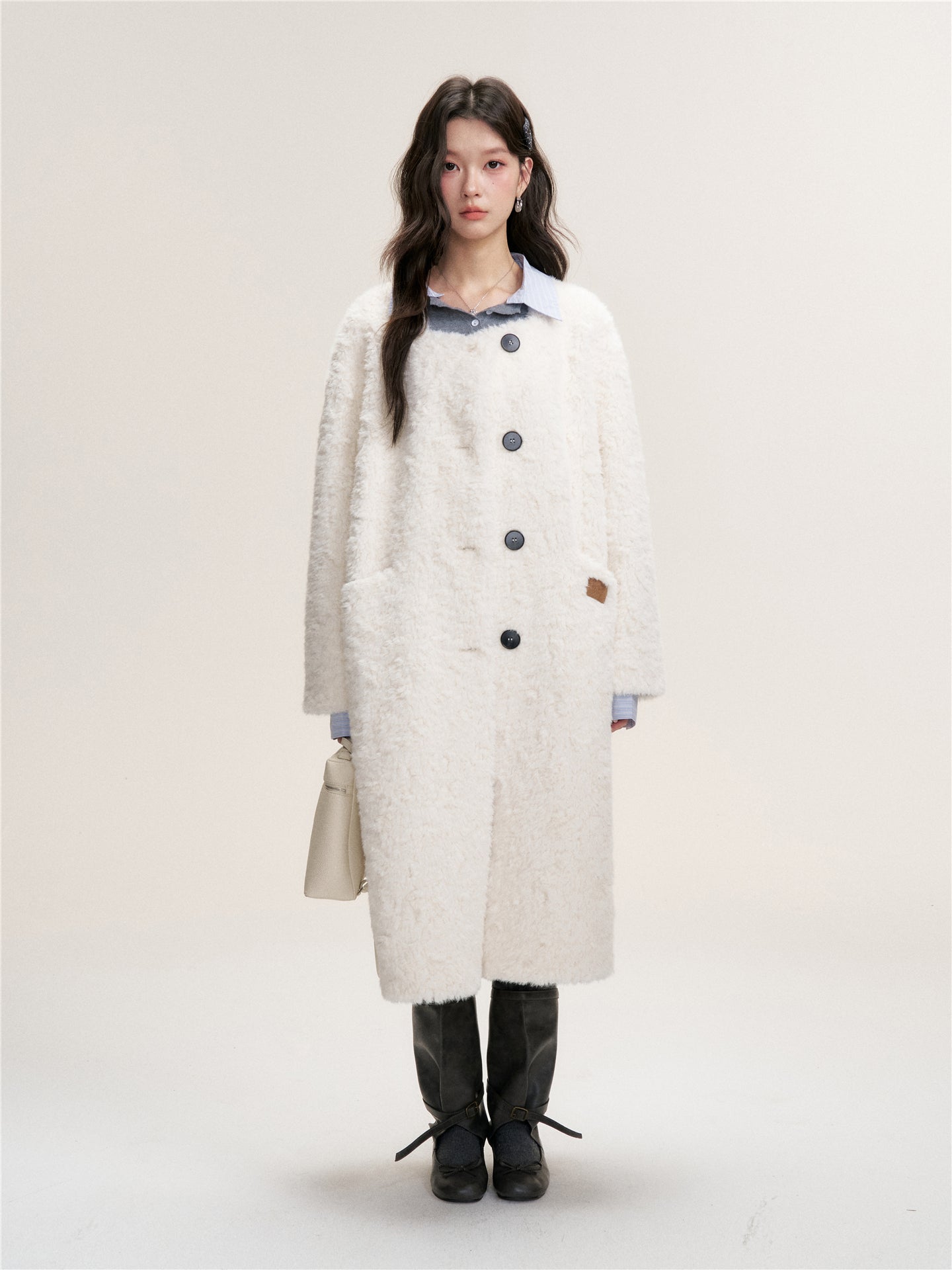 16DEWS 16D25467 Imitation fur integrated lamb wool long jacket (with scarf)