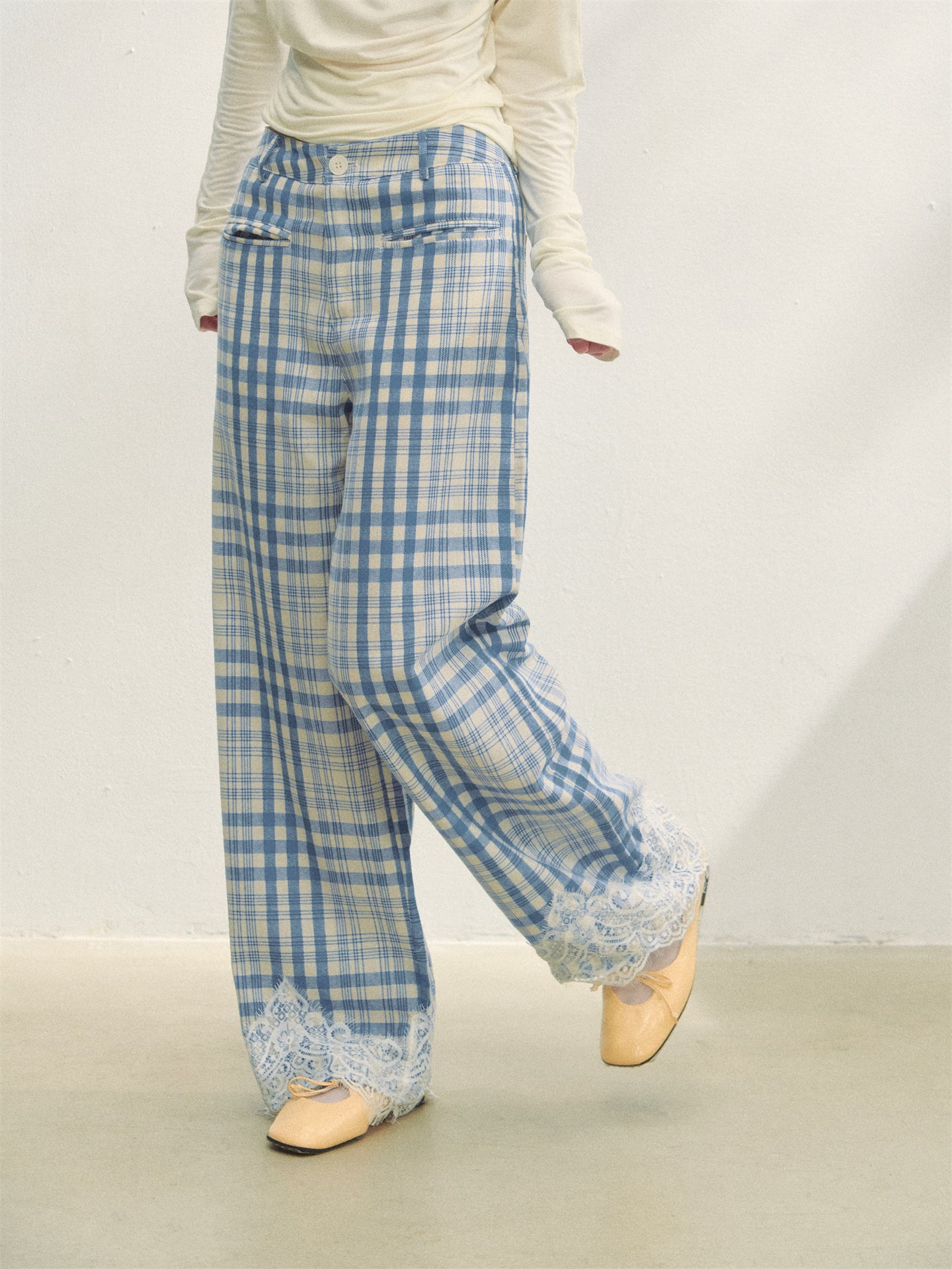 AsGony ASG25283 Plaid patchwork lace casual pants (2color)
