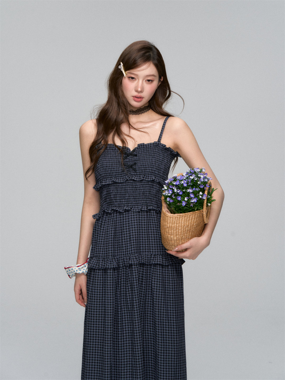 AsGony ASG25107 Plaid patchwork lace slit camisole dress