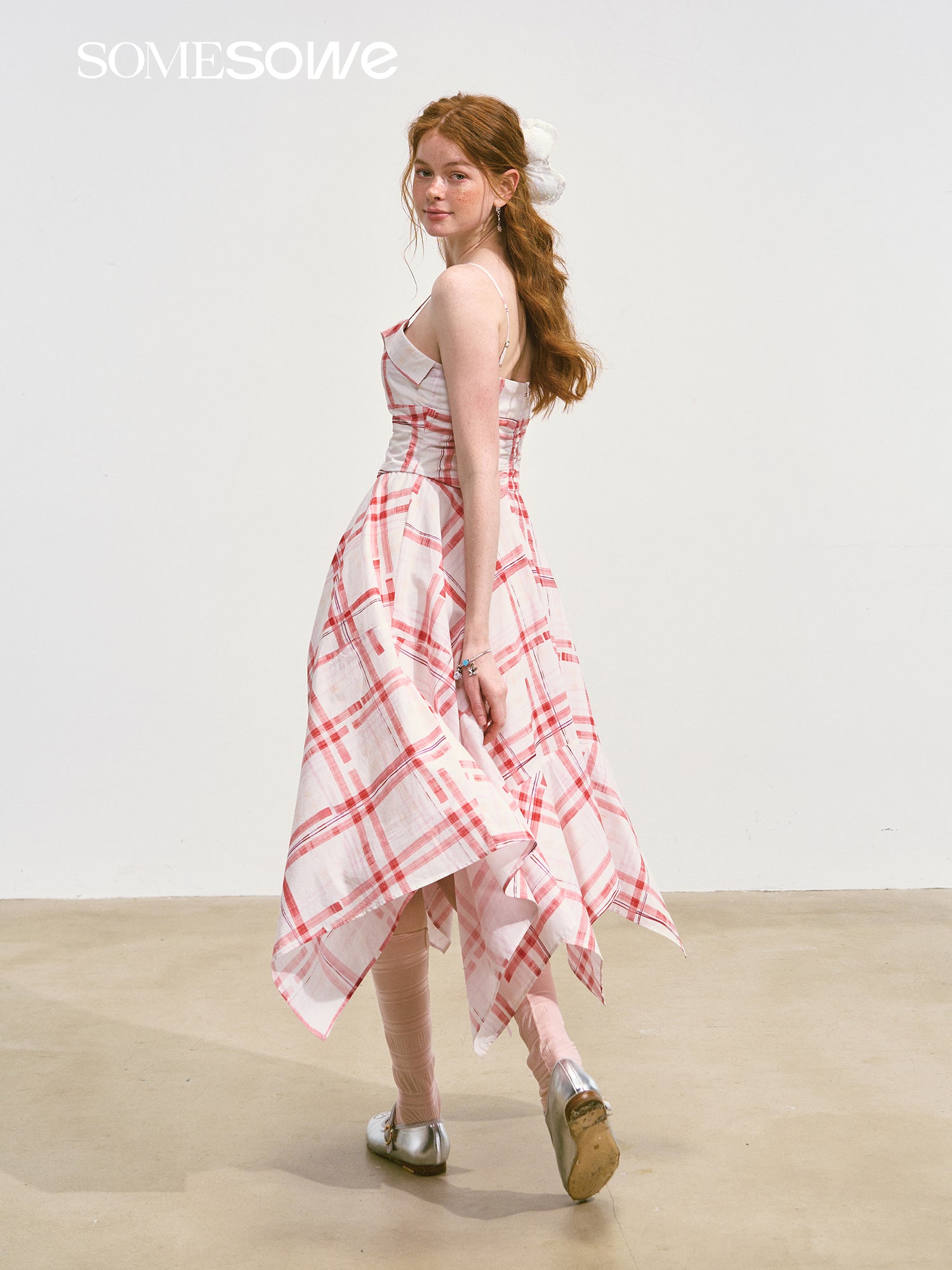 SOMESOWE S2508103 Plaid camisole midi dress