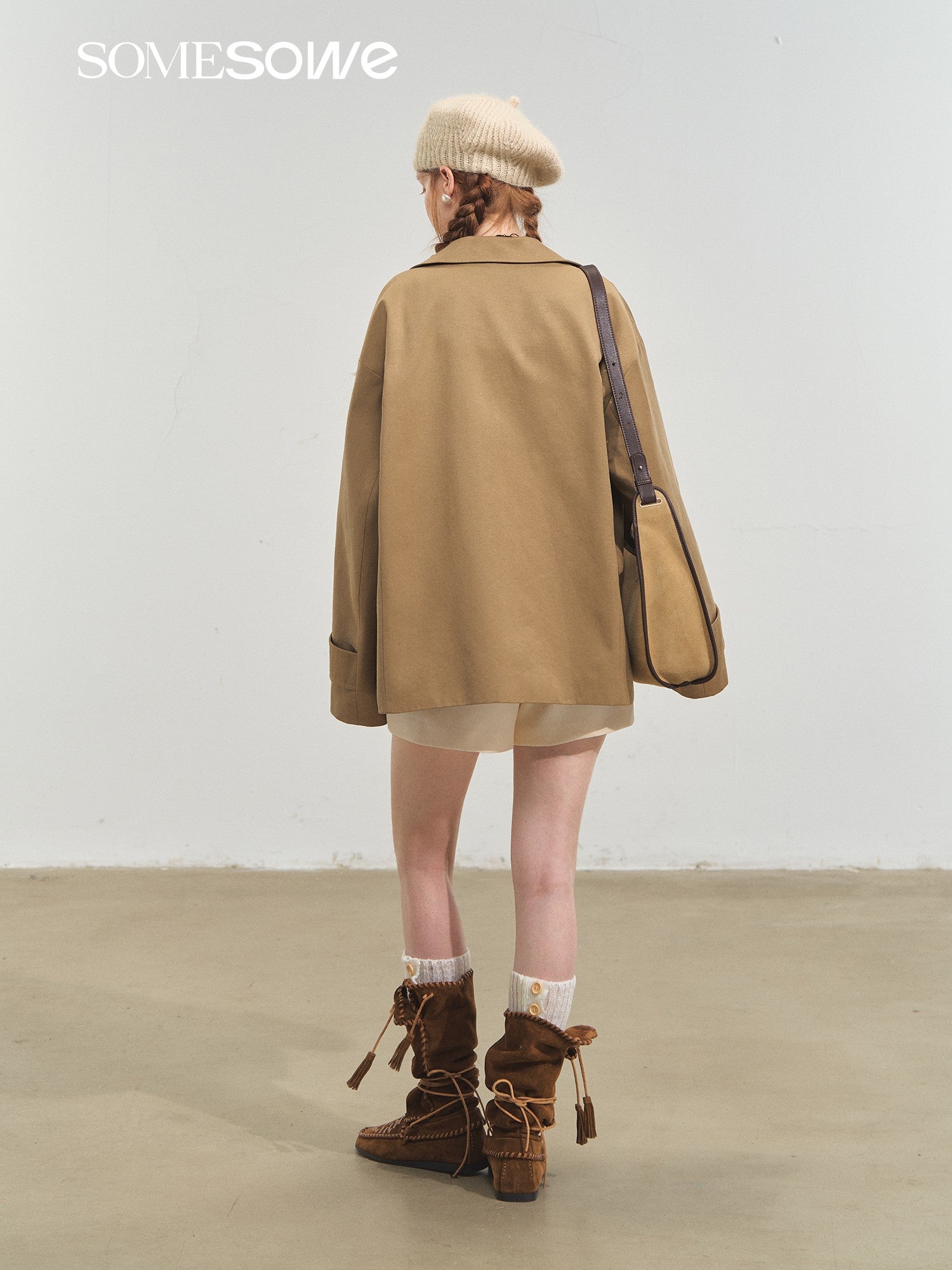SOMESOWE S2508206 Tassel off shoulder silhouette jacket