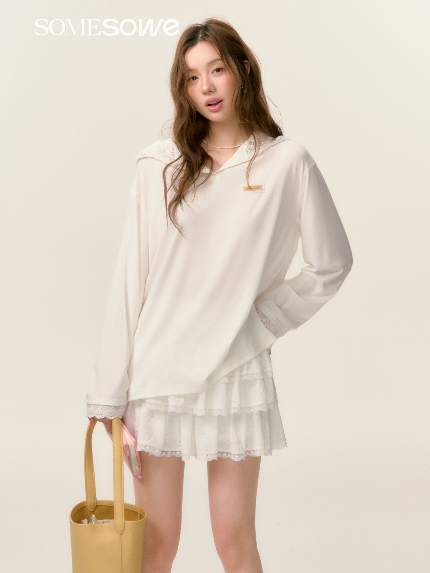 SOMESOWE S2508035 Lace patchwork hooded sunscreen top(2color)